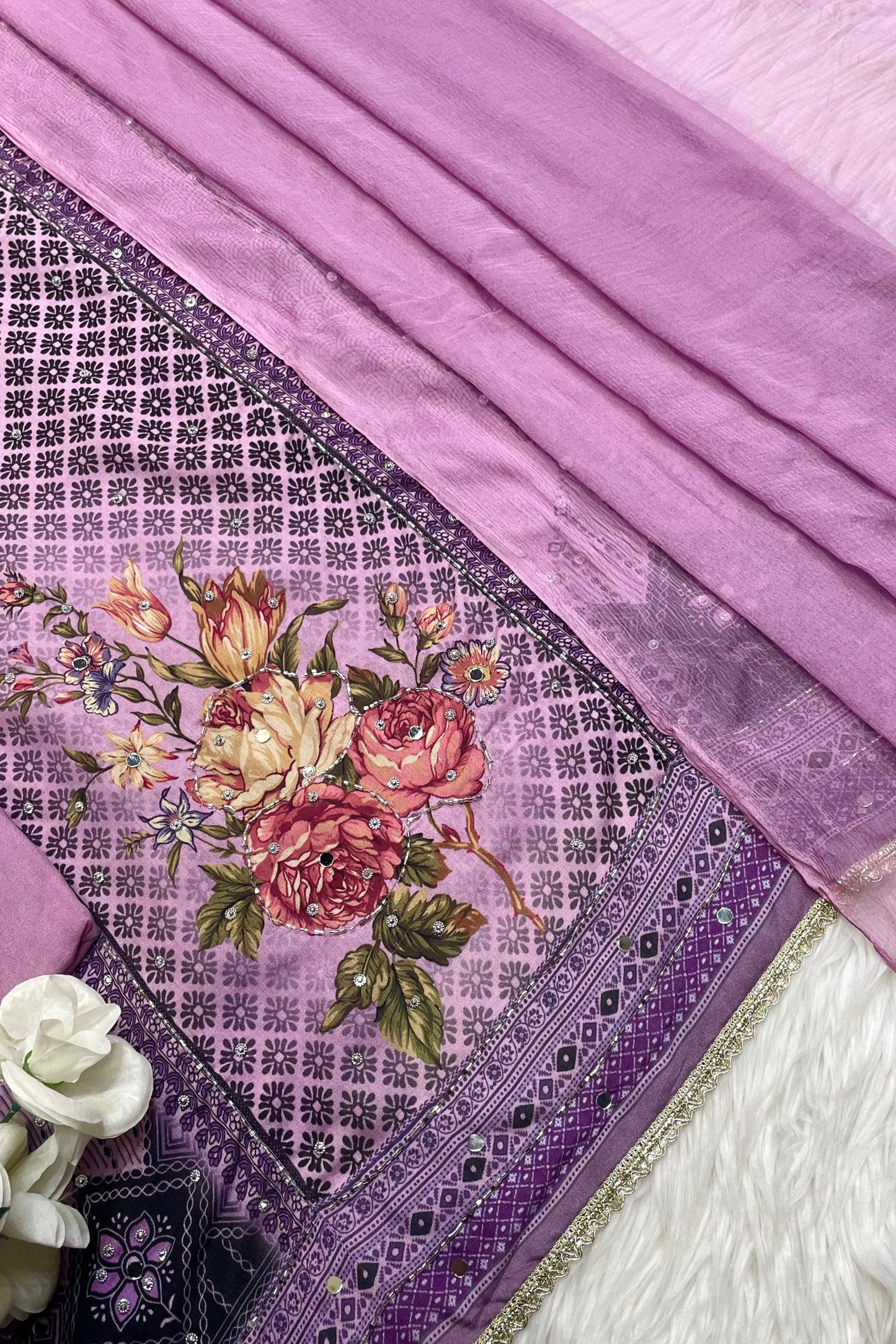 PREMIUM MUSLIN HANDWORK COLLECTION | P-003