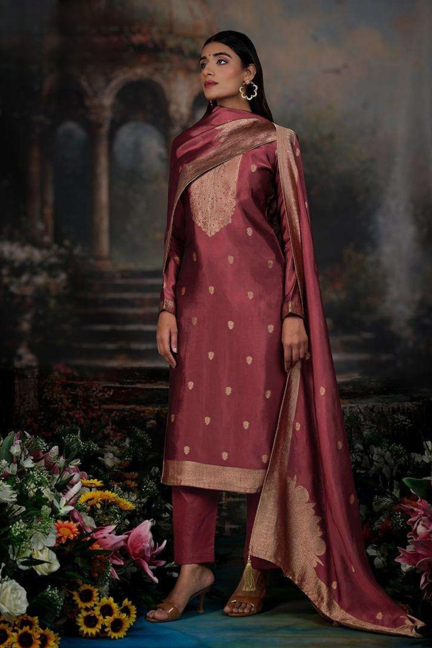 VRISA DESIGNER JACQUARD SILK PERFECTION | NE-1003