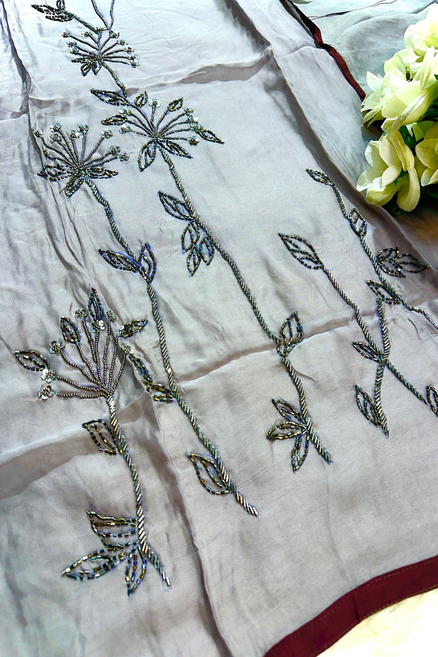 EMBROIDERED ELEGANCE COLLECTION | 890