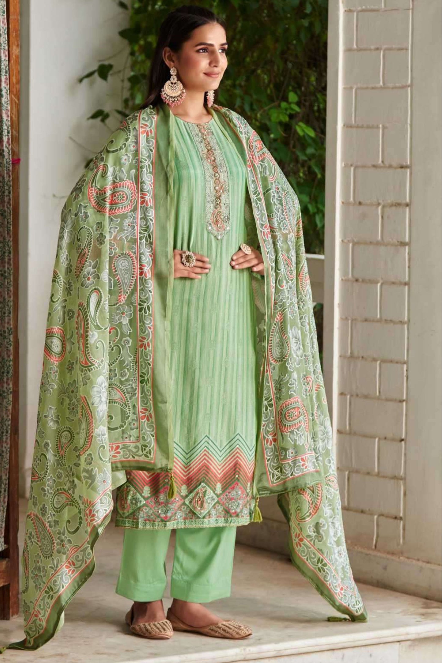 AAEENA | 2804