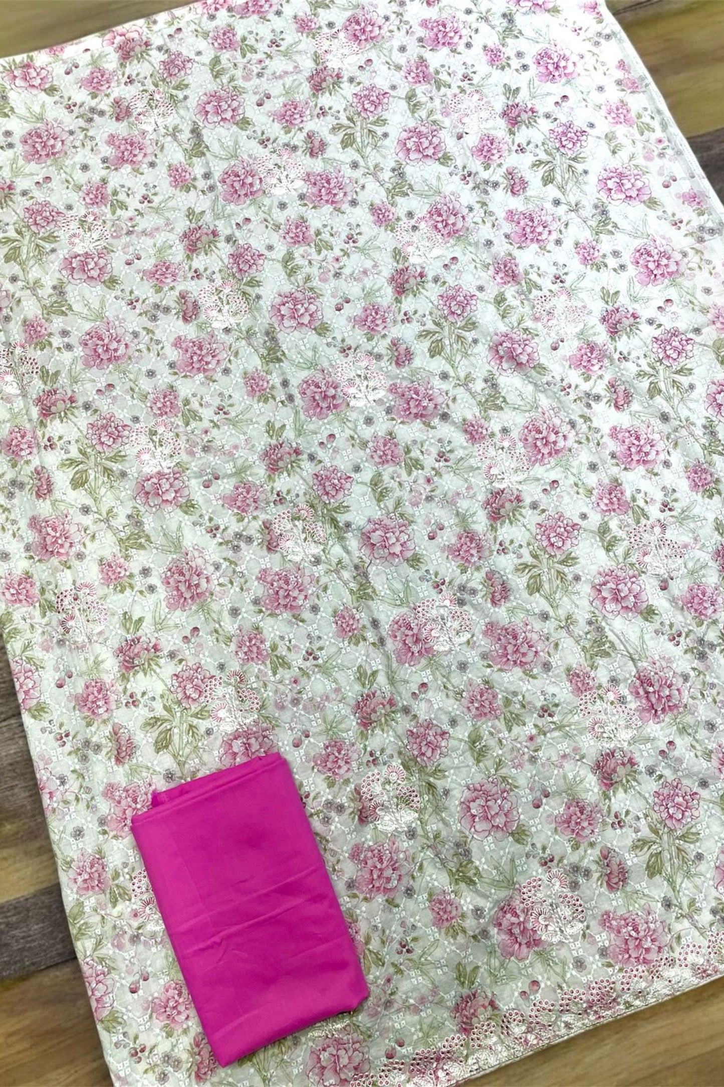 CHIKANKARI COTTON EMBROIDERED COLLECTION | 1002