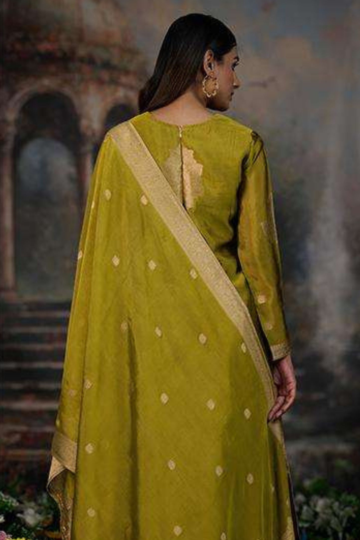 VRISA DESIGNER JACQUARD SILK PERFECTION | NE-1006