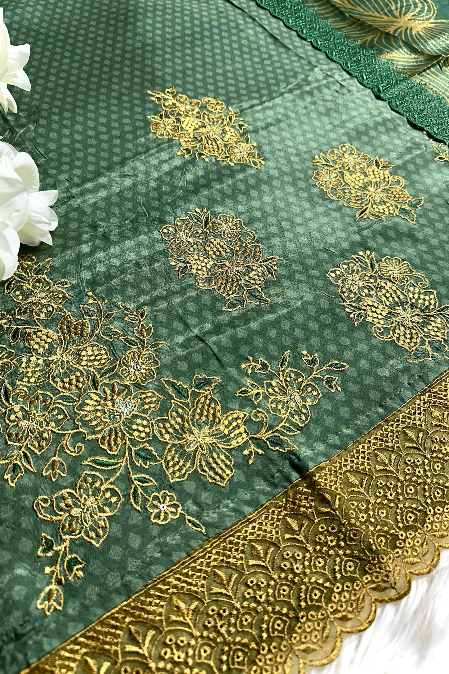 RELSSA EMBROIDERED COLLECTION | 555