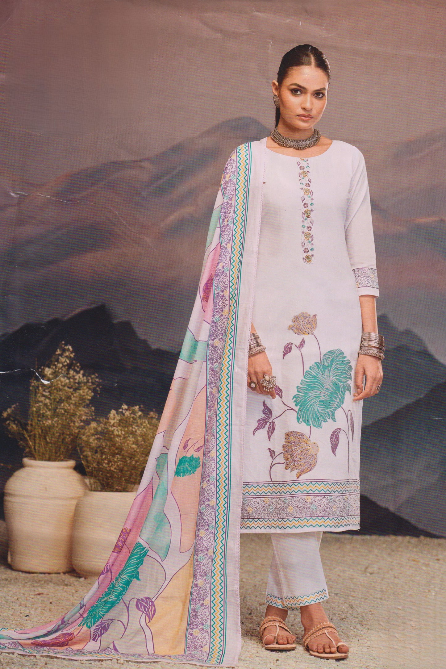 ANOKHI | 1049