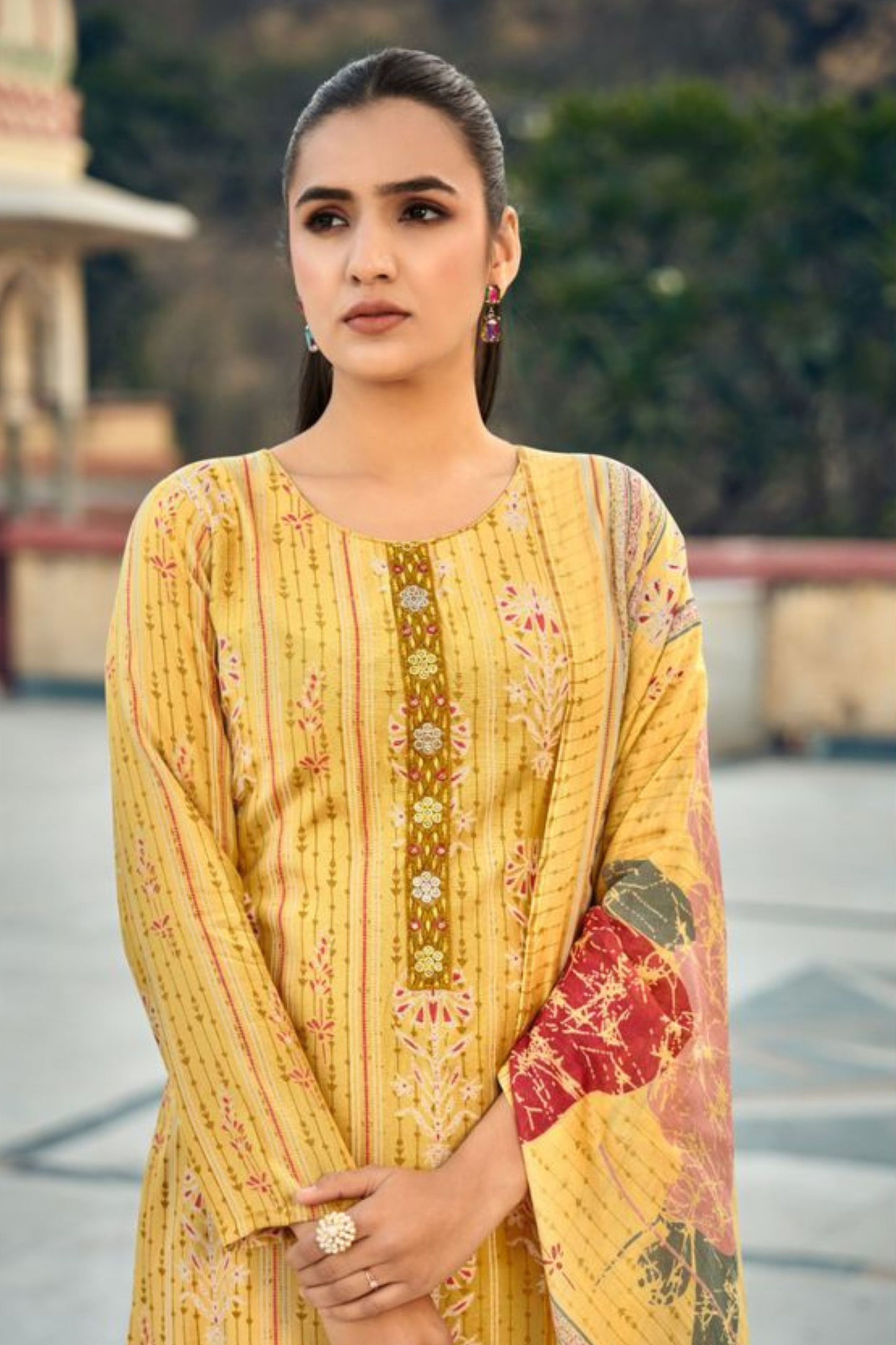 AMAYA | 2501