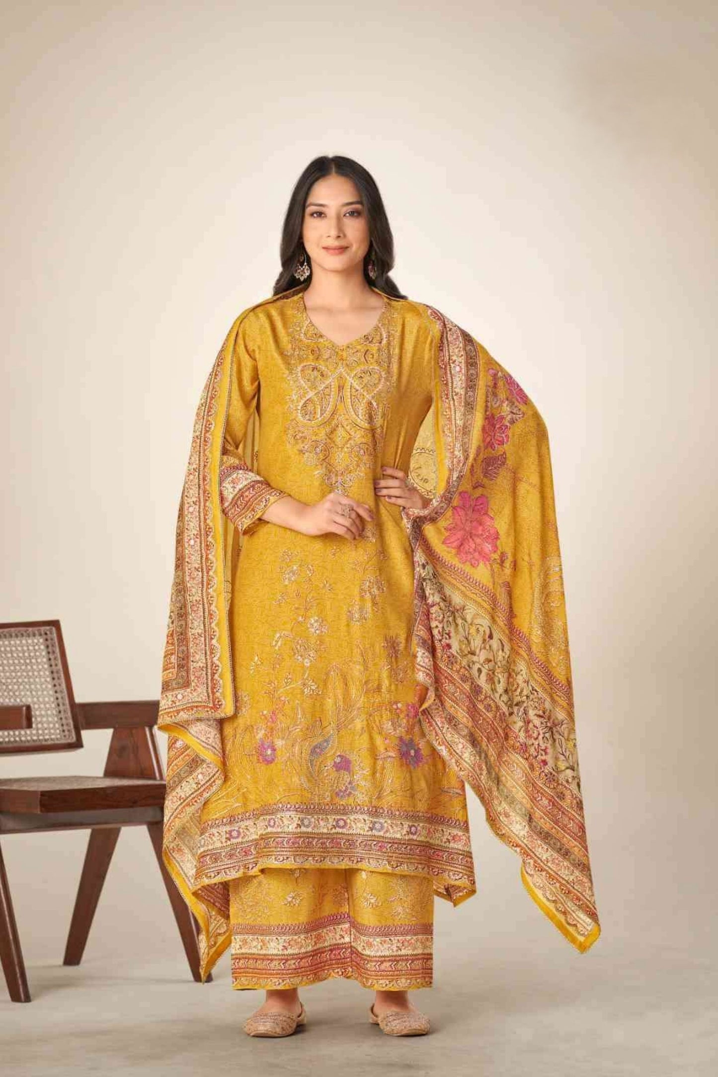 SAACHI | 10 | 1001