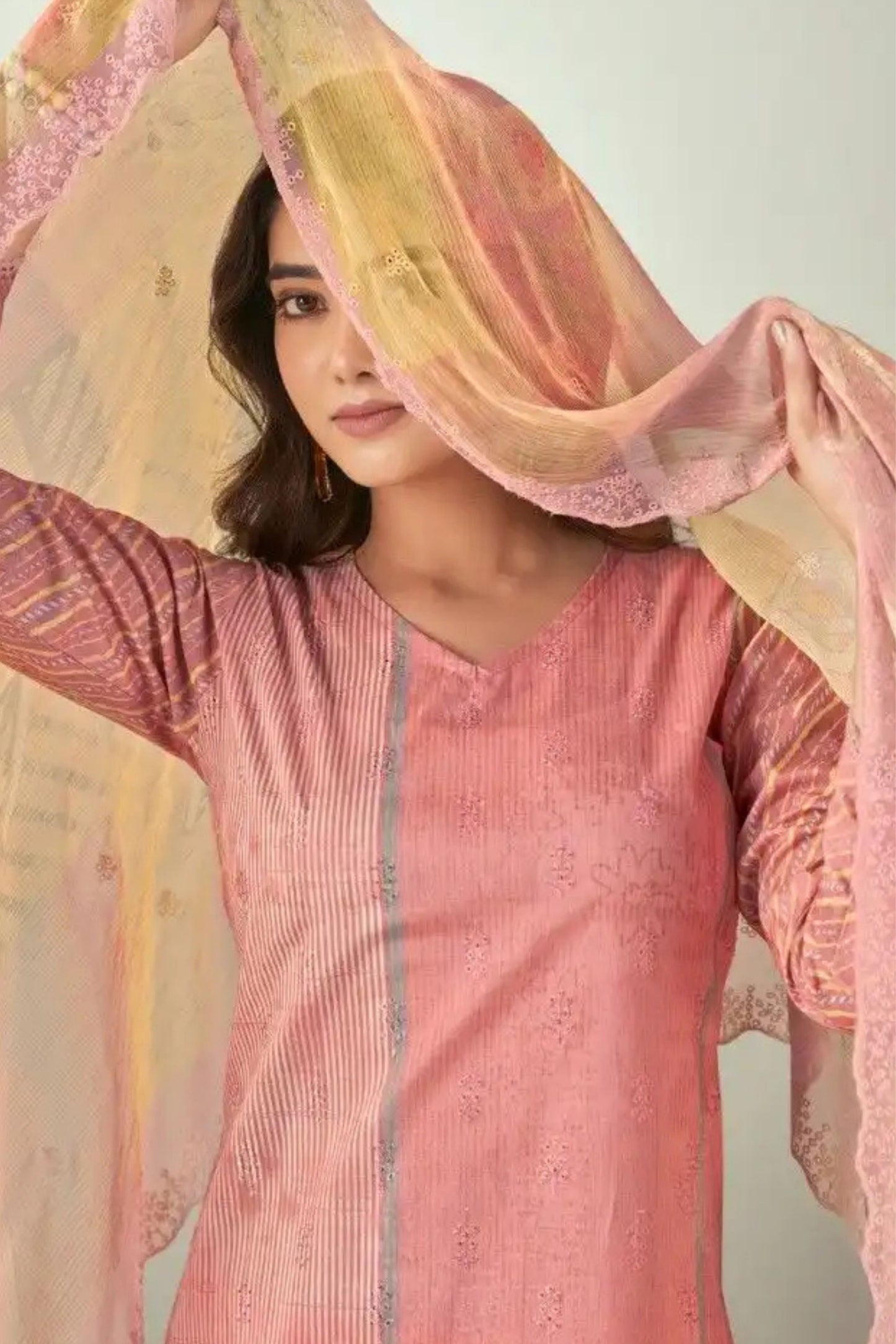 FALAK | 4 | 401