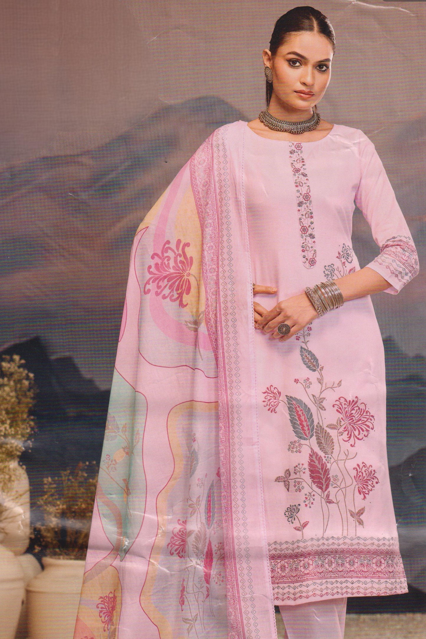 ANOKHI | 1044