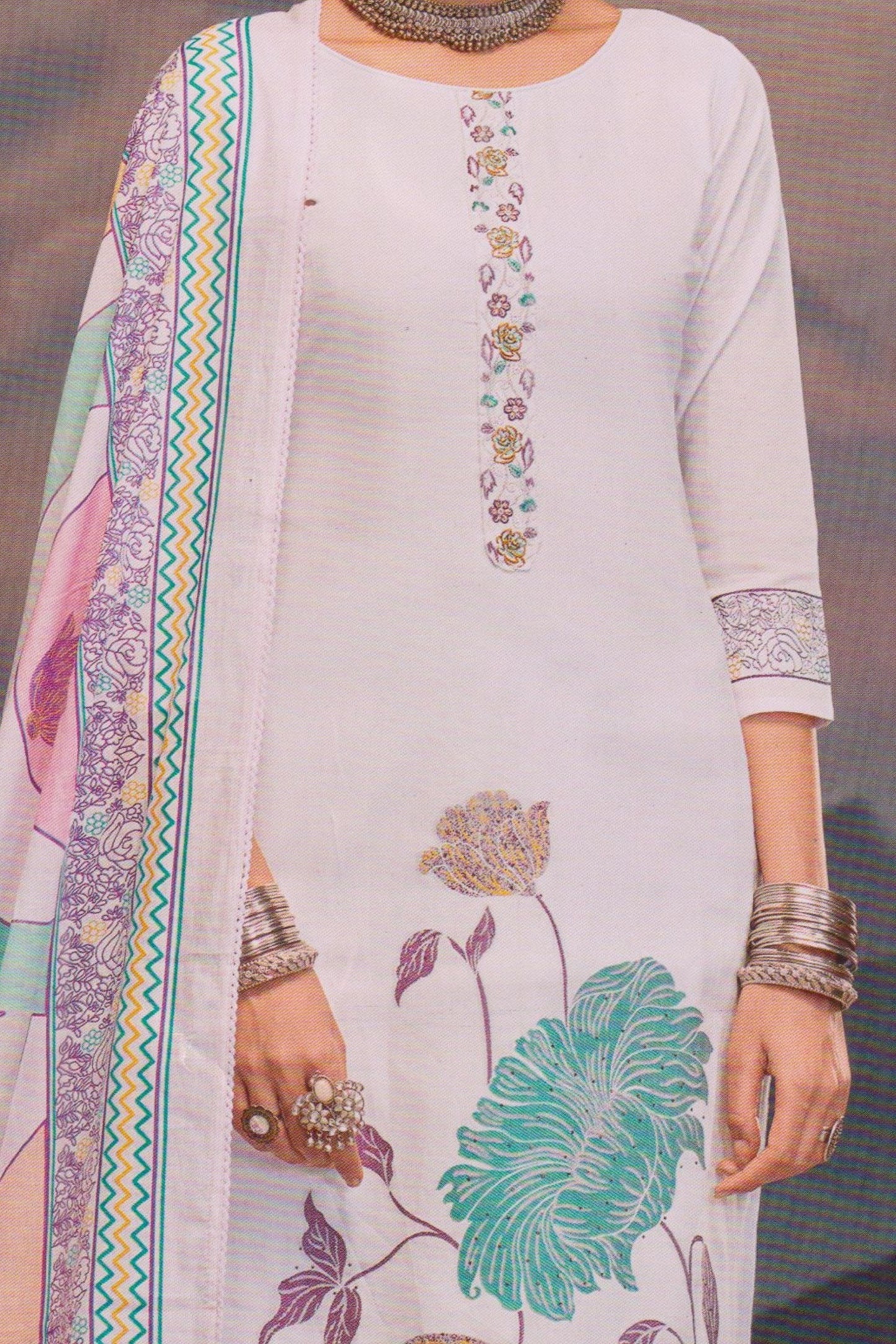 ANOKHI | 1049