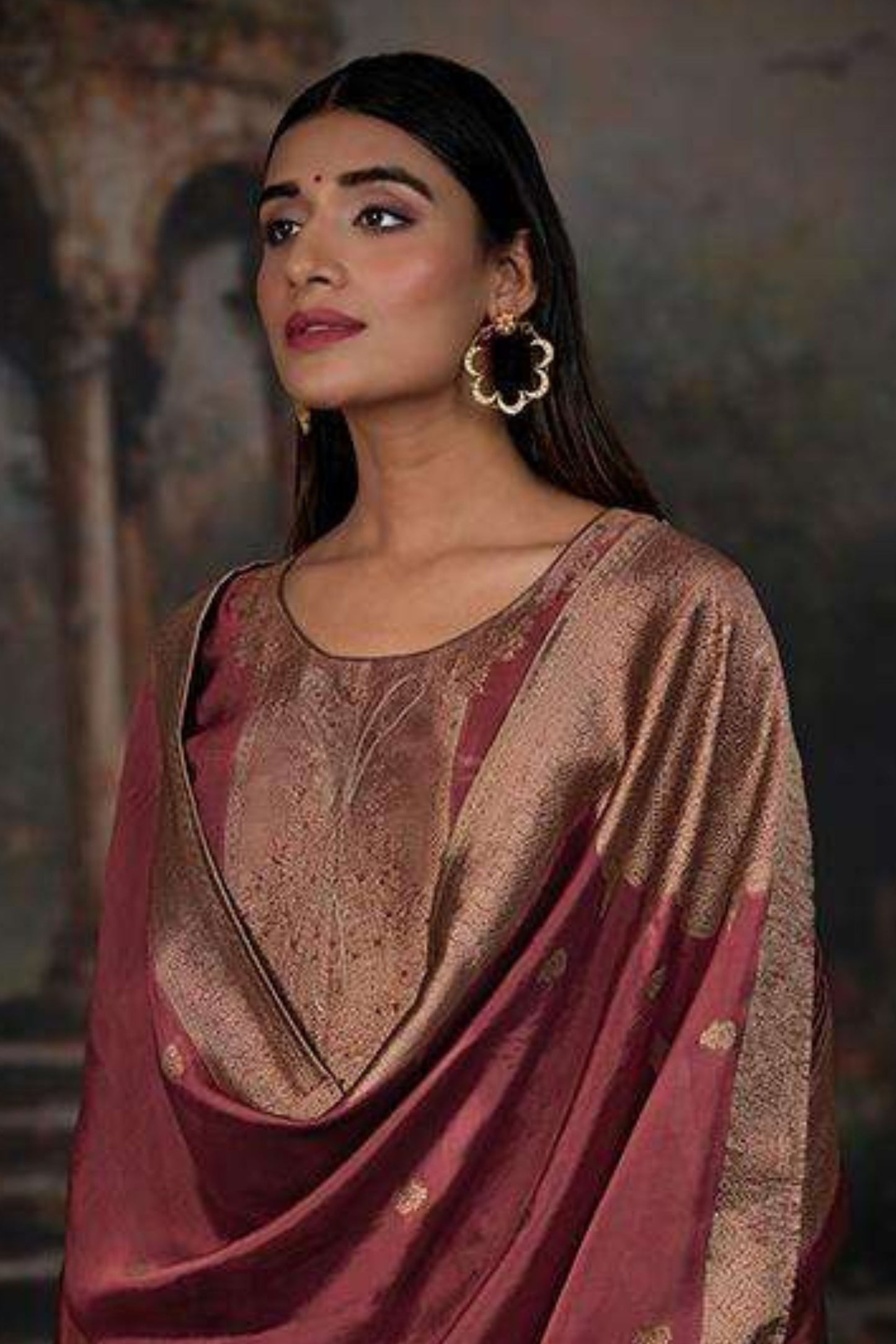 VRISA DESIGNER JACQUARD SILK PERFECTION | NE-1003