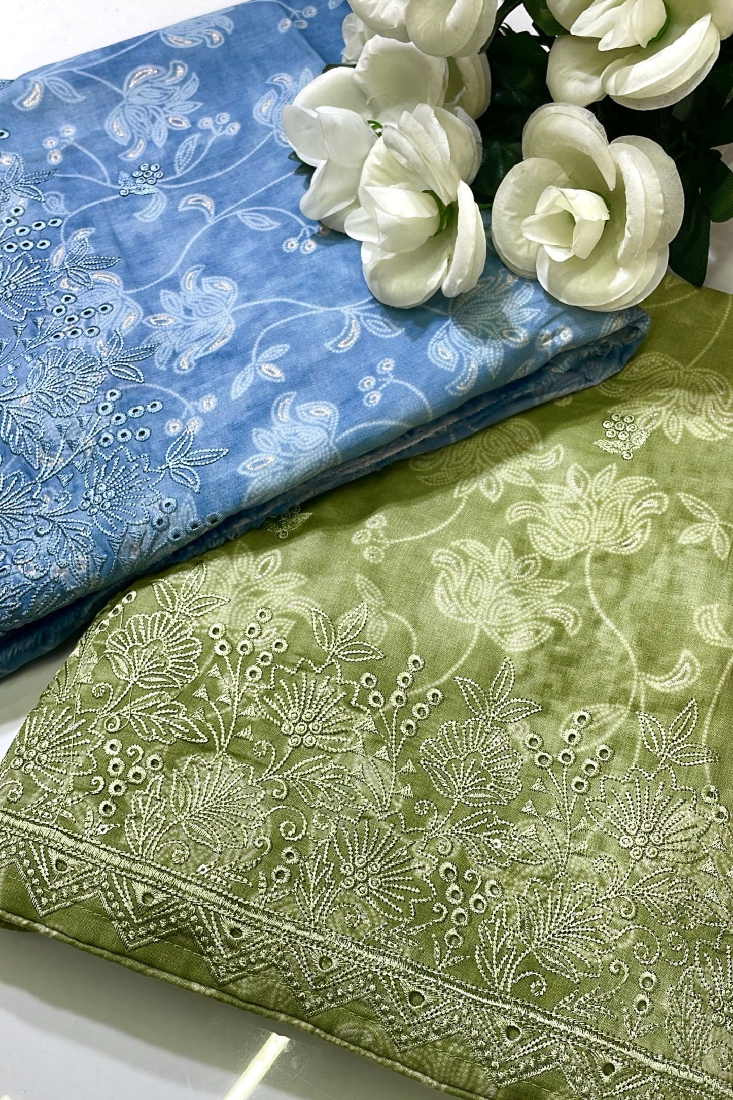 FLORAL LAWN CAMBRIC COTTON