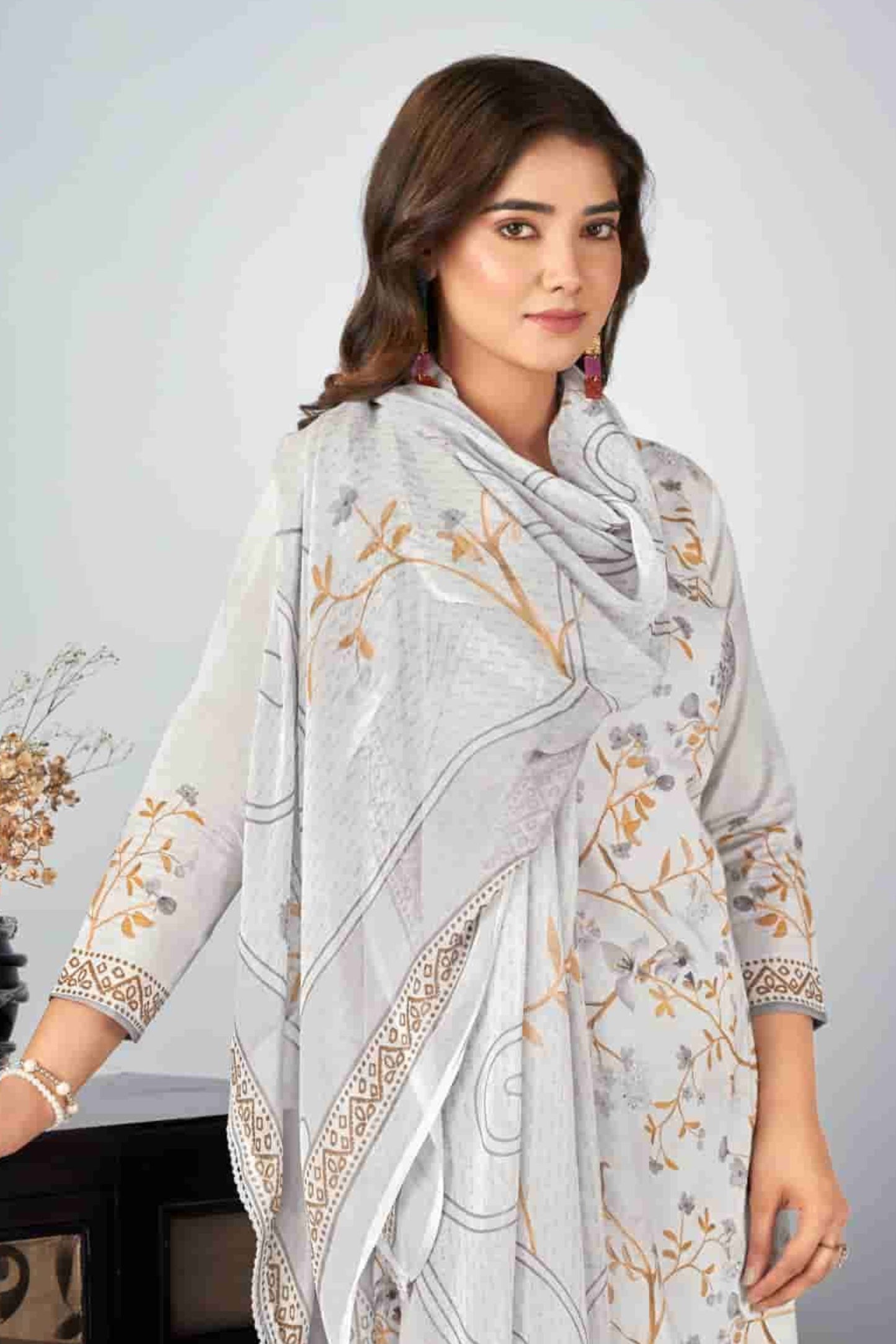 INAYA | 2 | 202