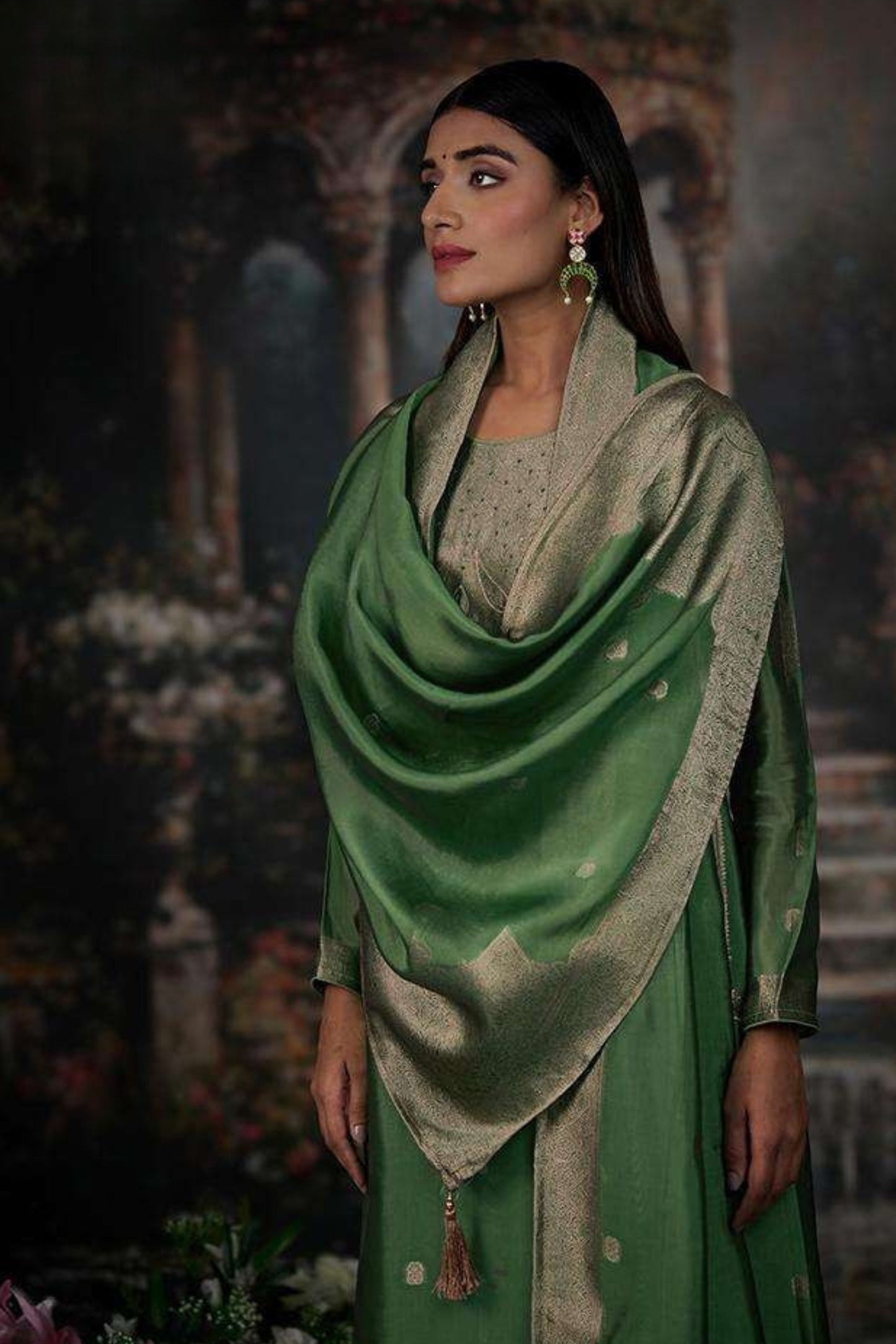 VRISA DESIGNER JACQUARD SILK PERFECTION | NE-1002