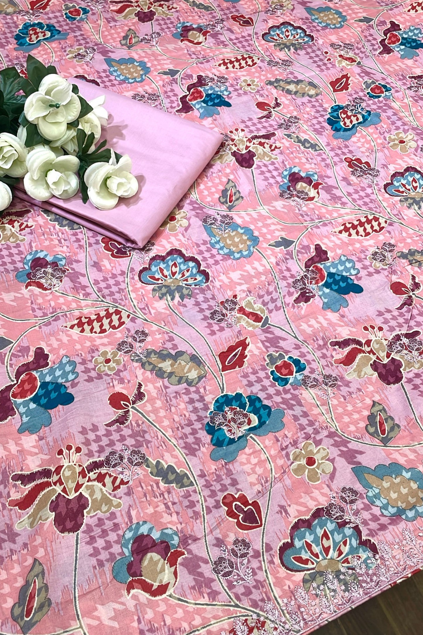 FLORAL LAWN CAMBRIC COTTON