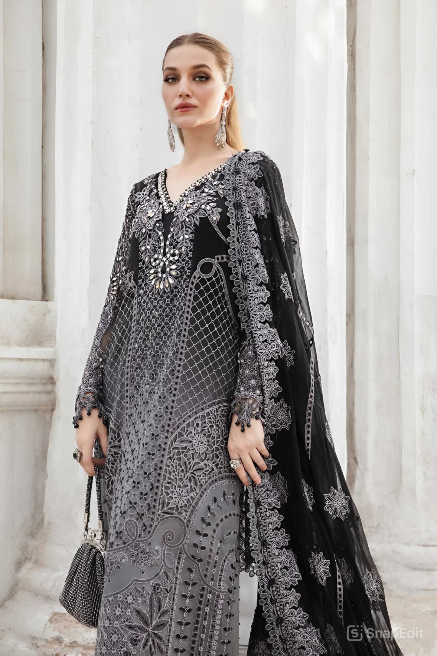 LUXURY CHIFFON ETHNIC PARTY WEAR COLLECTION | B-00989