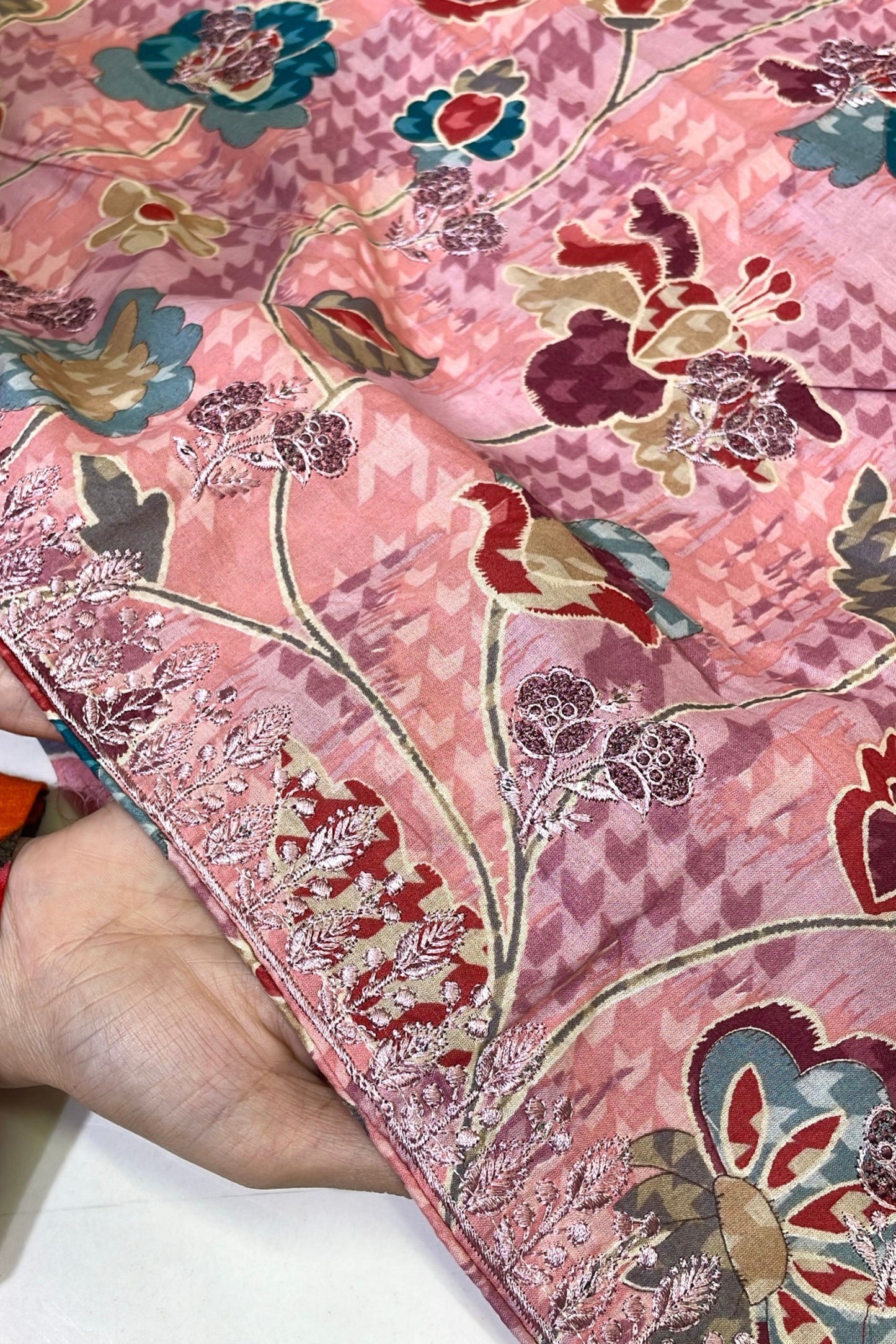 FLORAL LAWN CAMBRIC COTTON