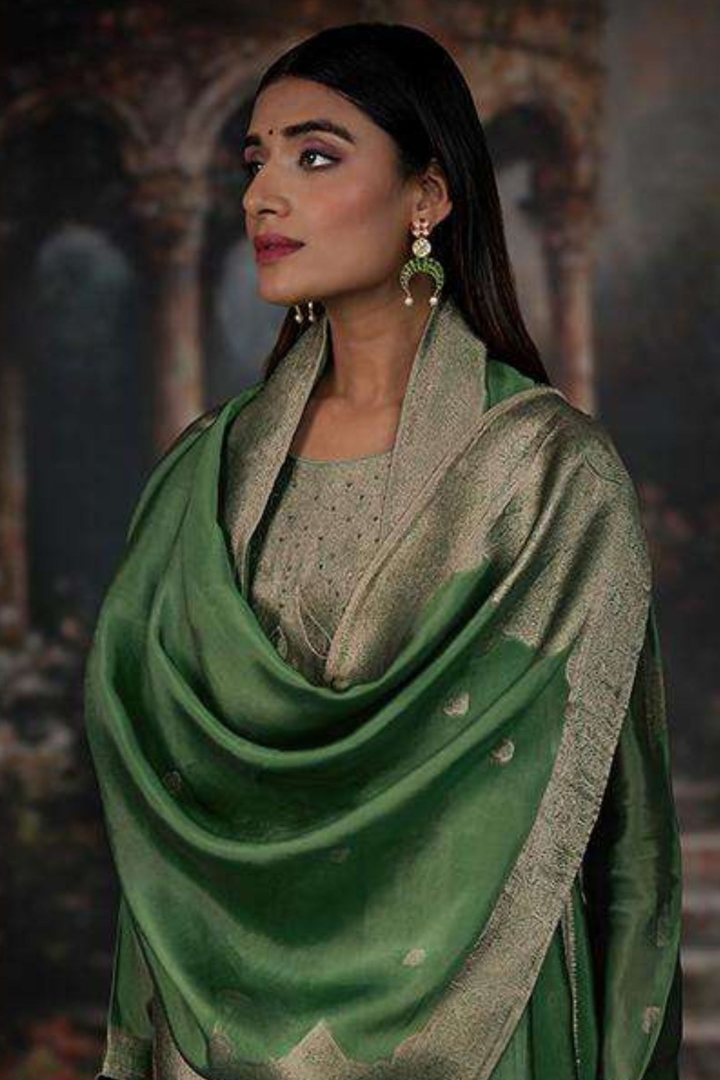 VRISA DESIGNER JACQUARD SILK PERFECTION | NE-1002