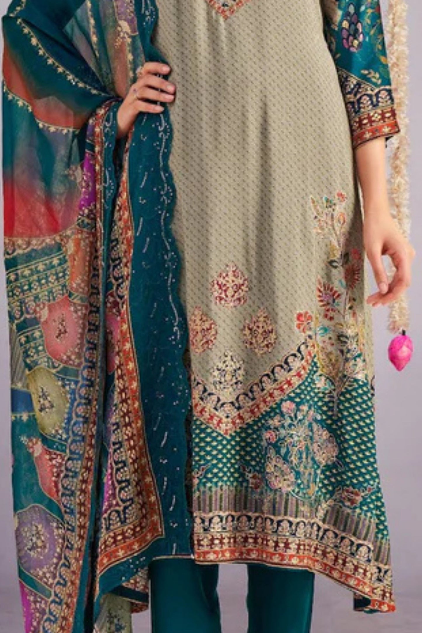 NATASHA PREMIUM DESIGNER COLLECTION | 102