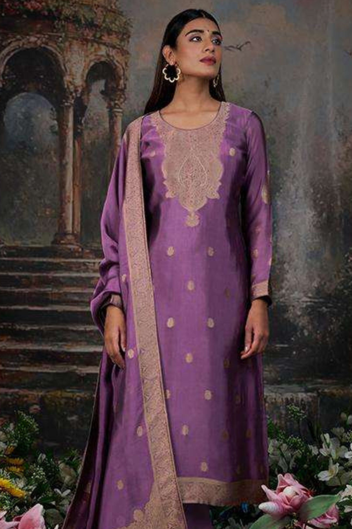 VRISA DESIGNER JACQUARD SILK PERFECTION | NE-1001