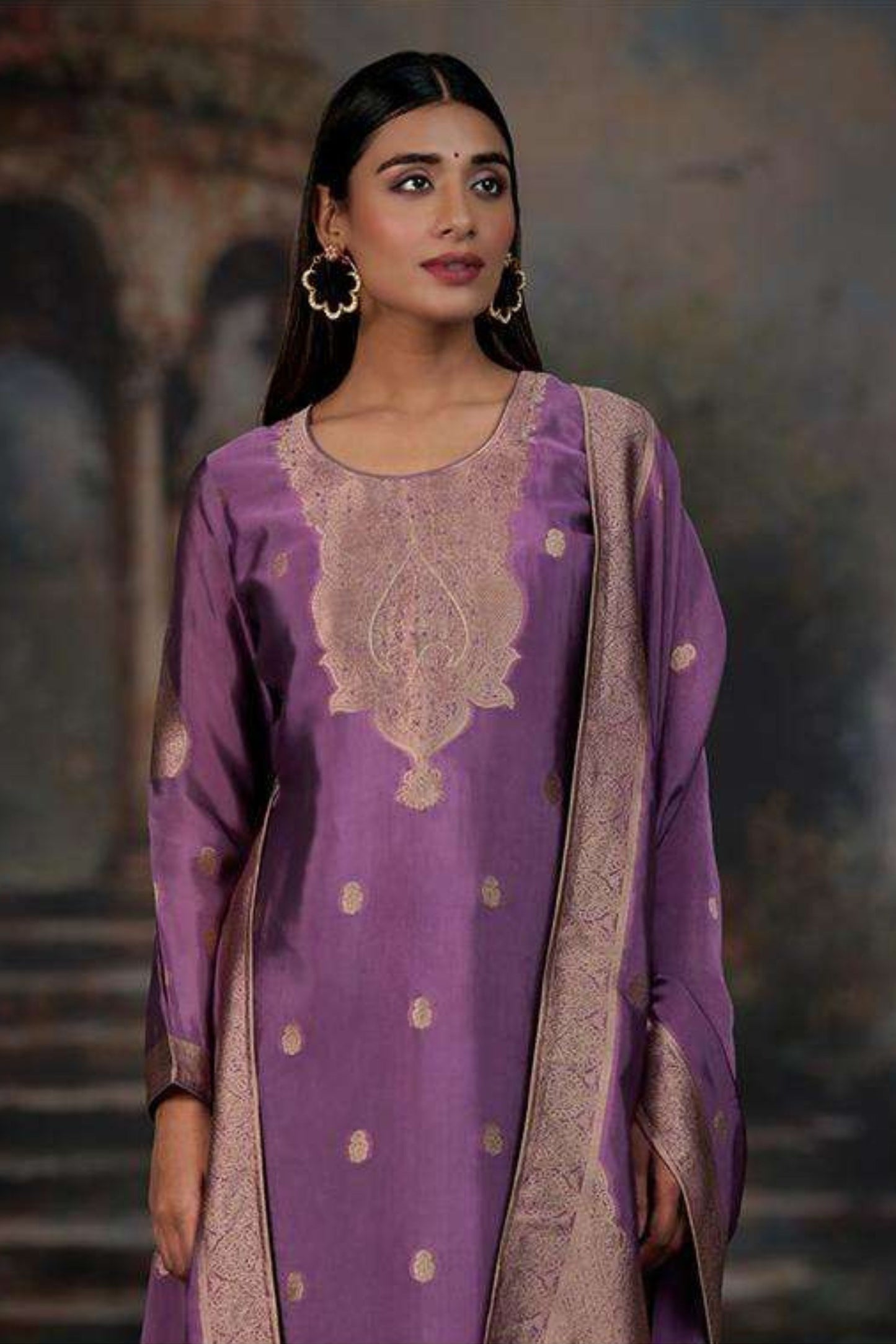 VRISA DESIGNER JACQUARD SILK PERFECTION | NE-1001