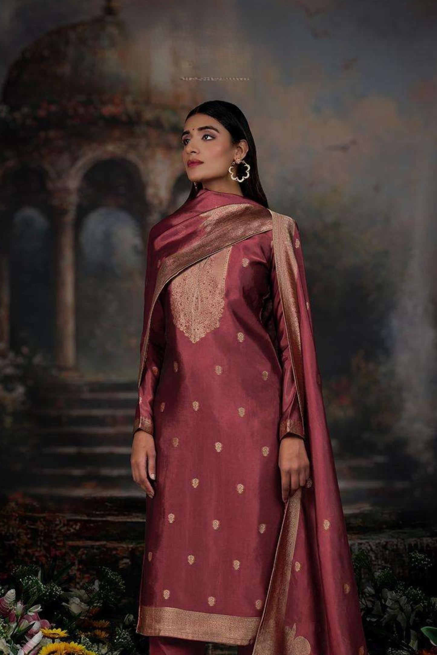 VRISA DESIGNER JACQUARD SILK PERFECTION | NE-1003