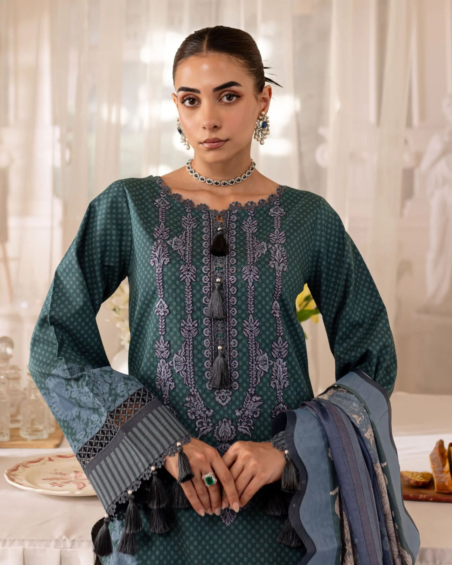 Embroidered Urbane Lawn Collection - 20535