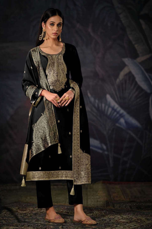 VRISA BLACK SPECIAL WOVEN WORK PERFECTION | 1001