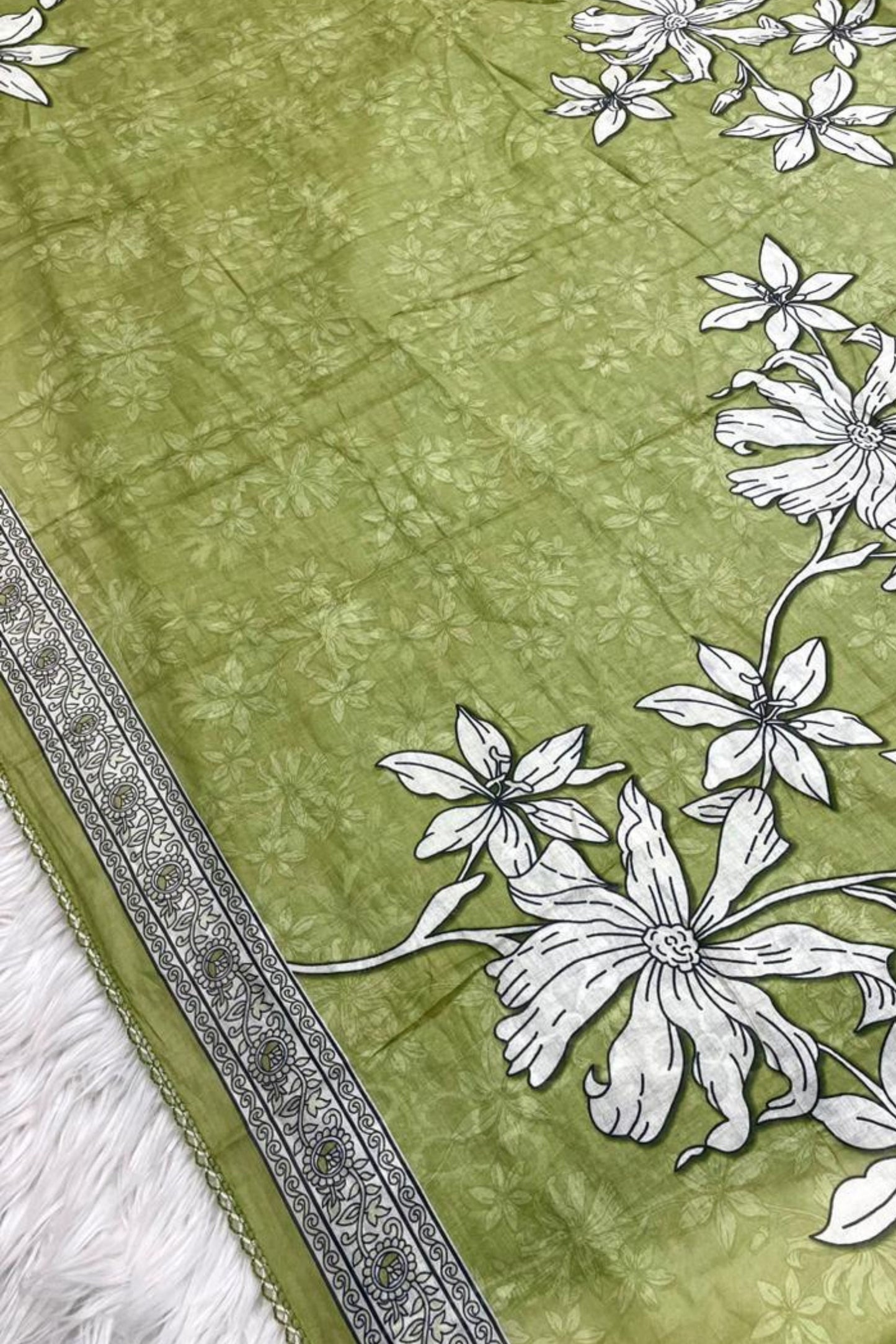 Floral Breeze Collection - 4402