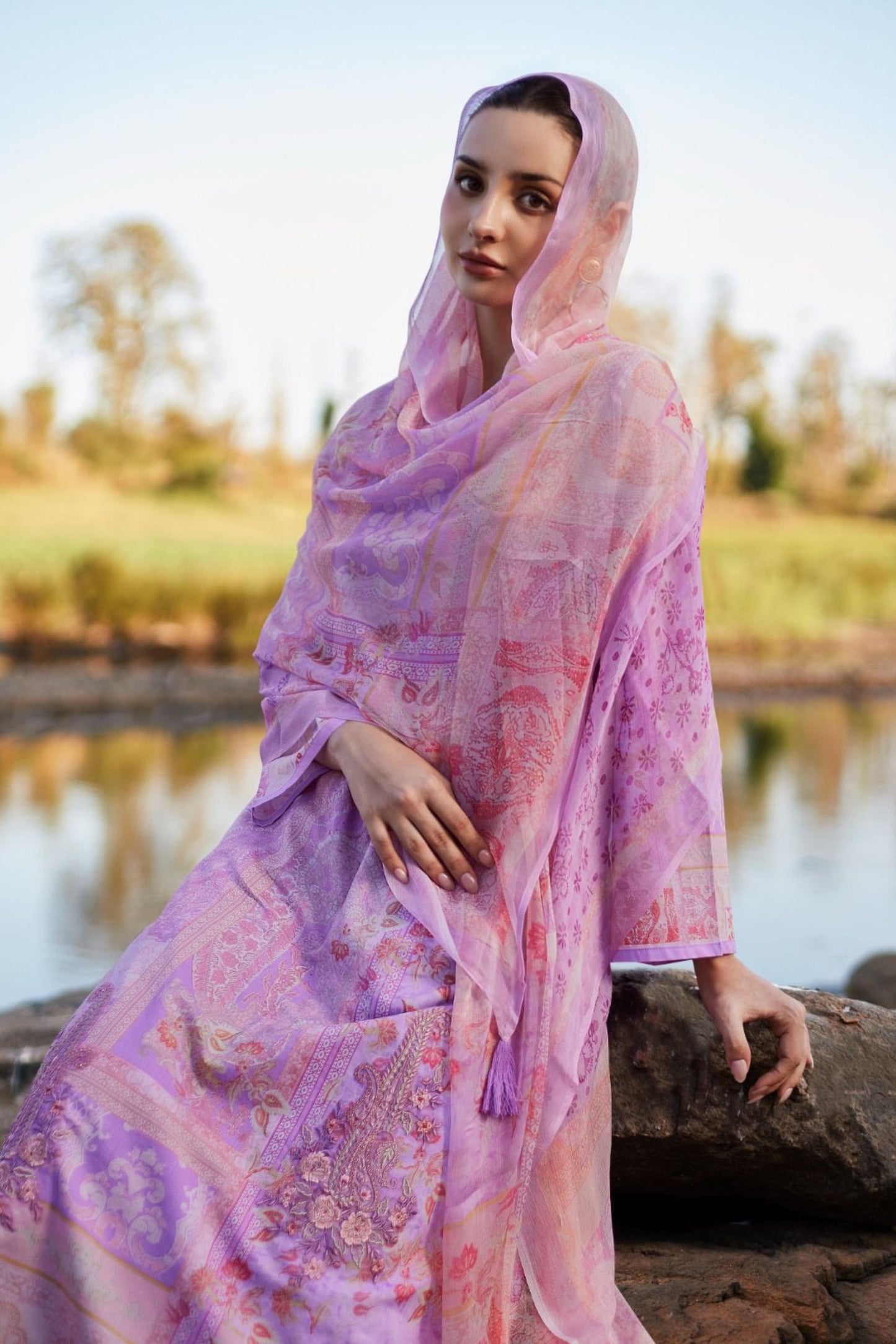 Raazia - 3006