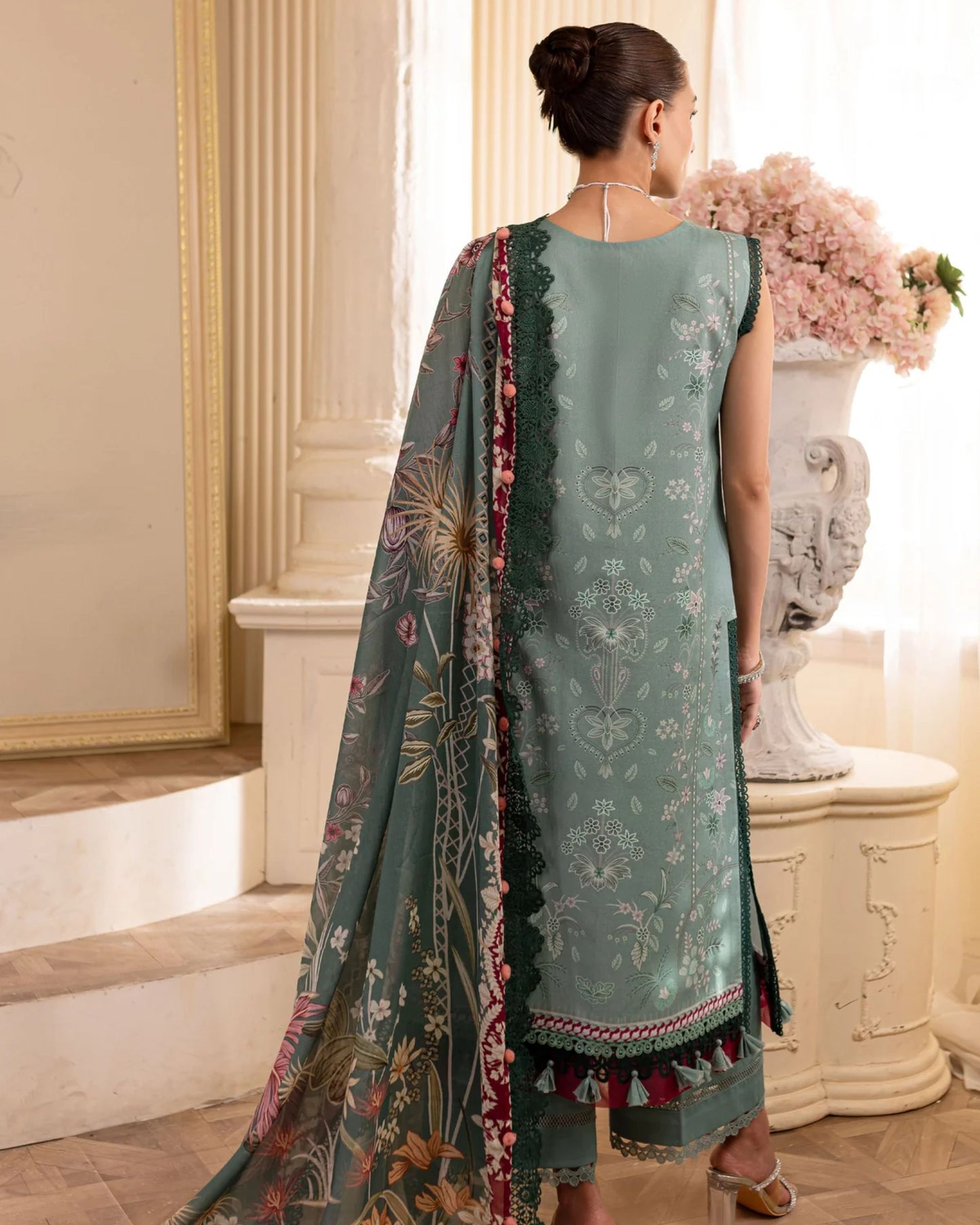 Embroidered Urbane Lawn Collection - 20534