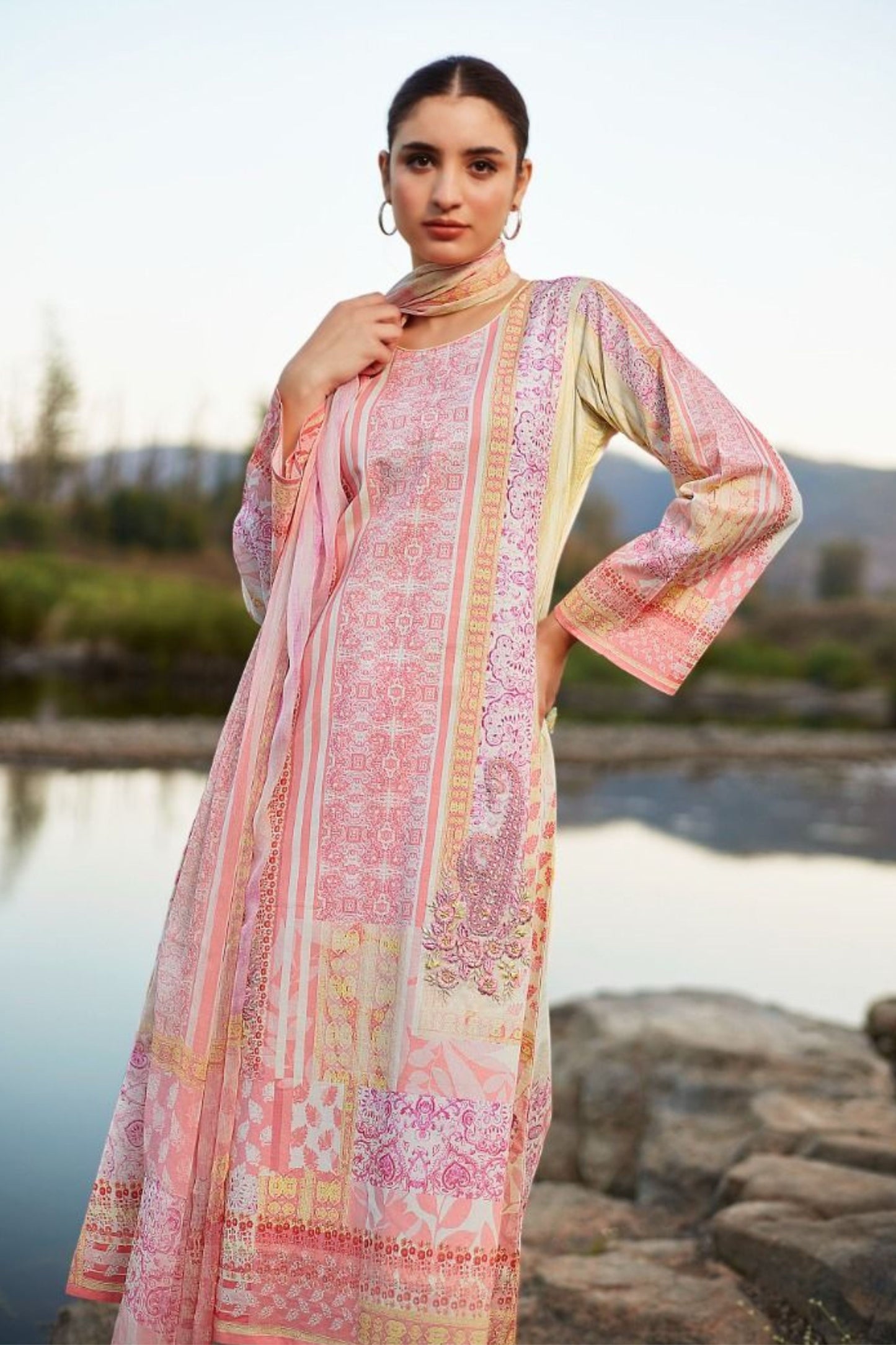 Raazia - 3008