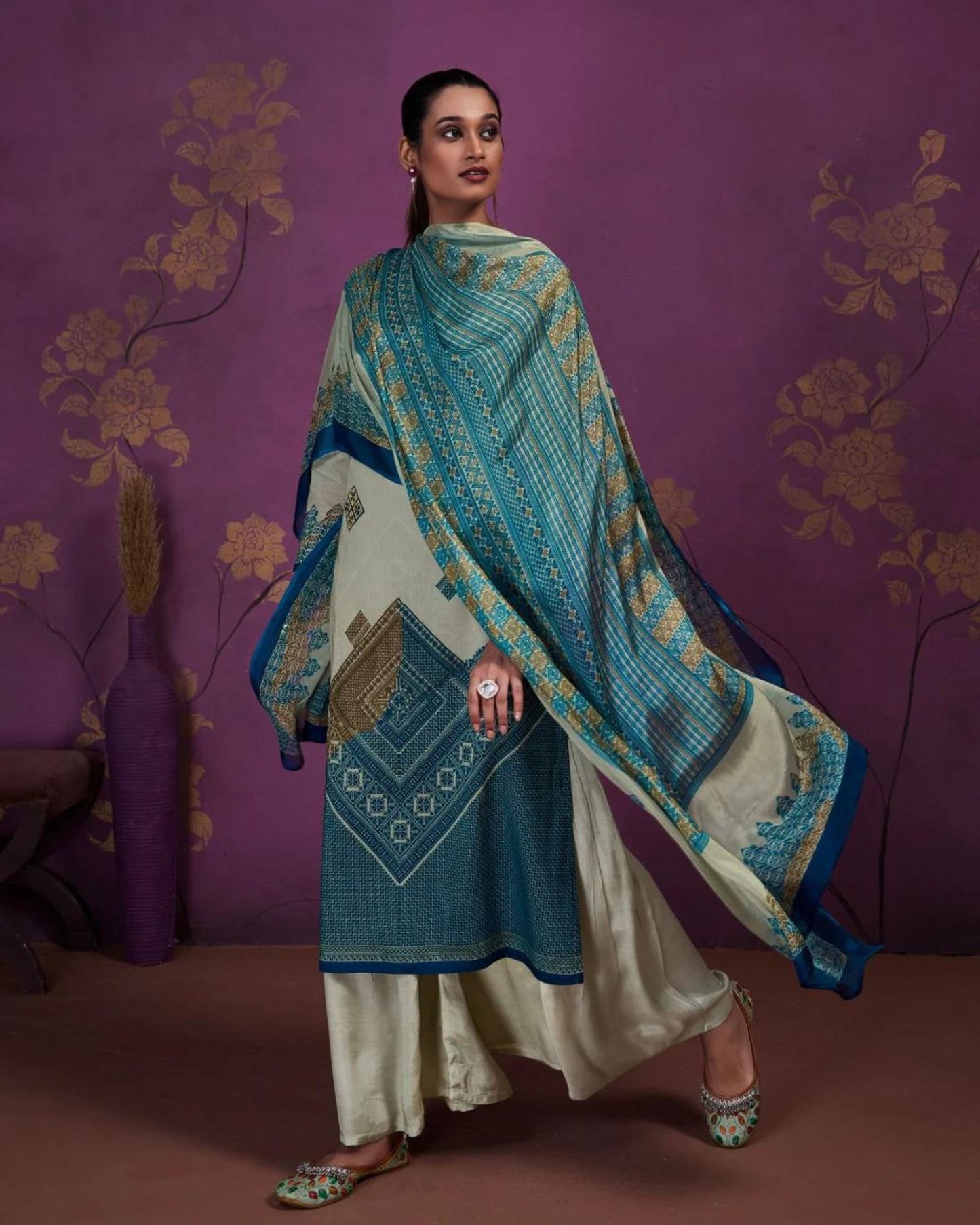 Shivaay Exclusive Naisha - 15579