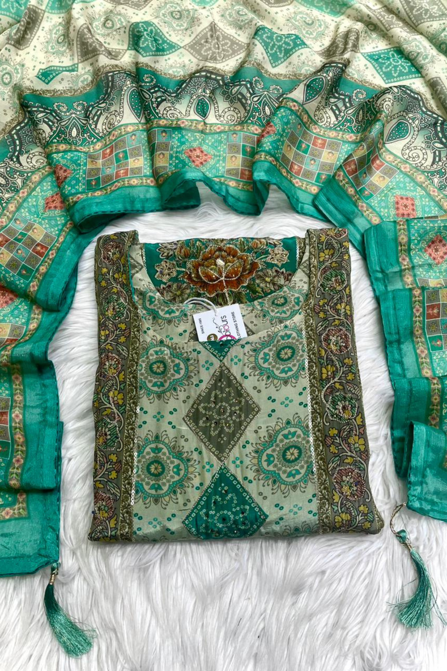 Classic Vintage Crepe Edition - 1601