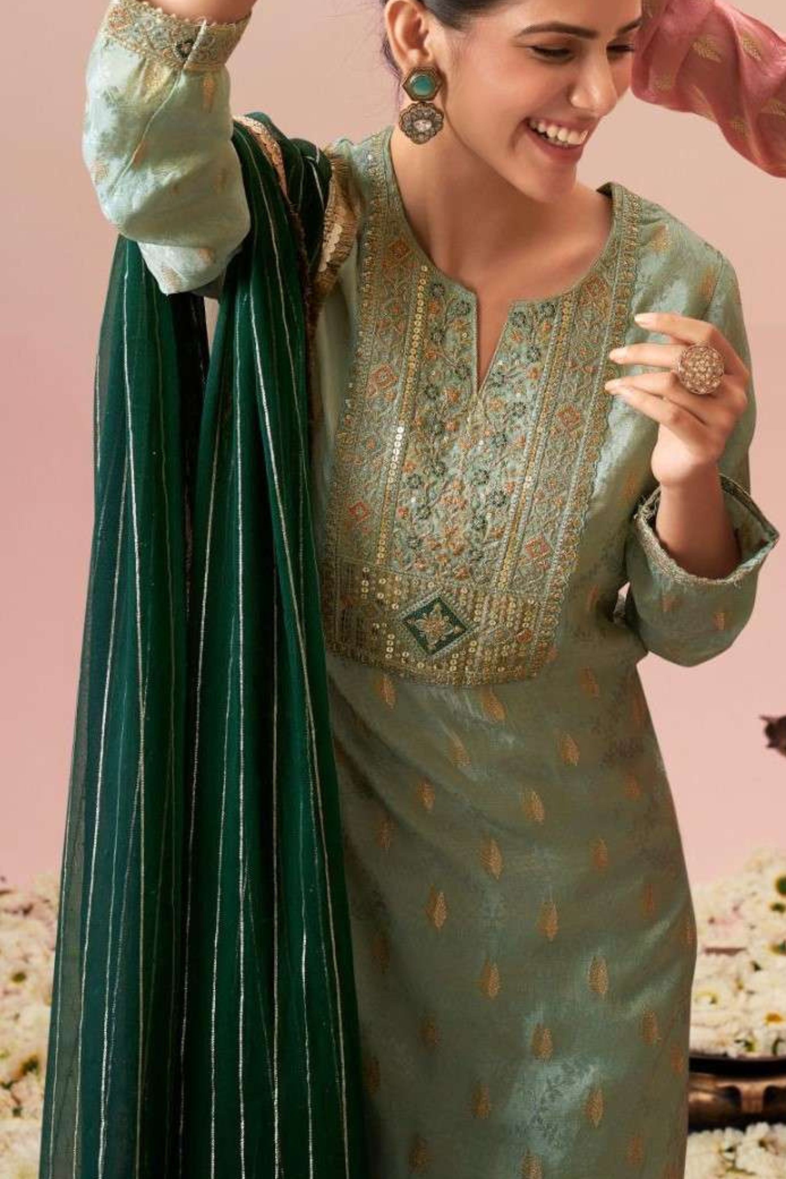 EXCLUSIVE KANCHIVARAM SILK COLLECTION | 2139-B