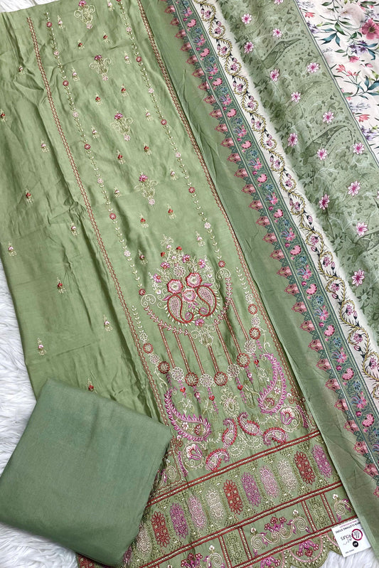 THREAD AARI EMBROIDERED PERFECTION | 2201