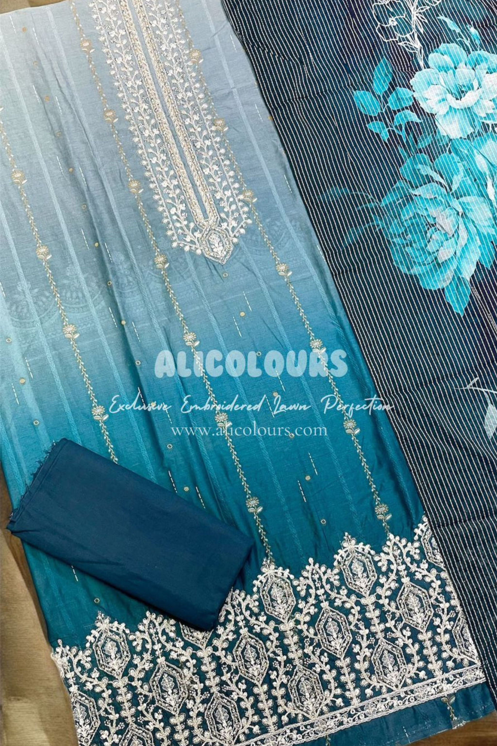 EXCLUSIVE EMBROIDERED LUXURIOUS SOFT LAWN PERFECTION | A-1100