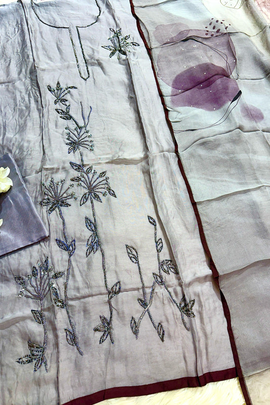 EMBROIDERED ELEGANCE COLLECTION | 890