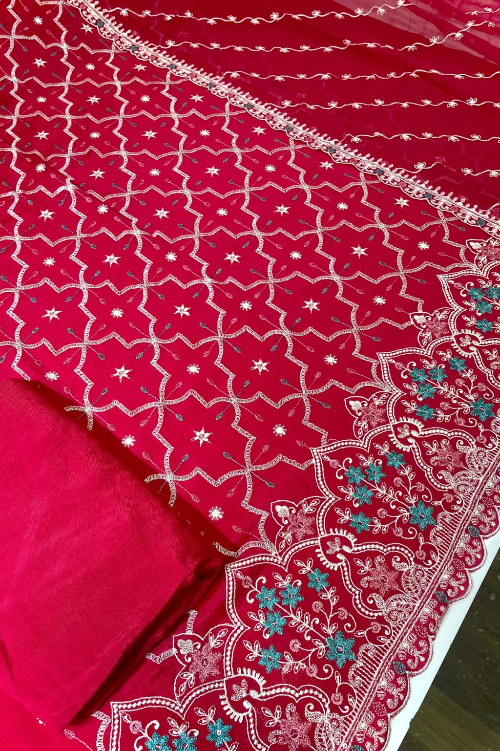 Royal Embroidered Elegance Set