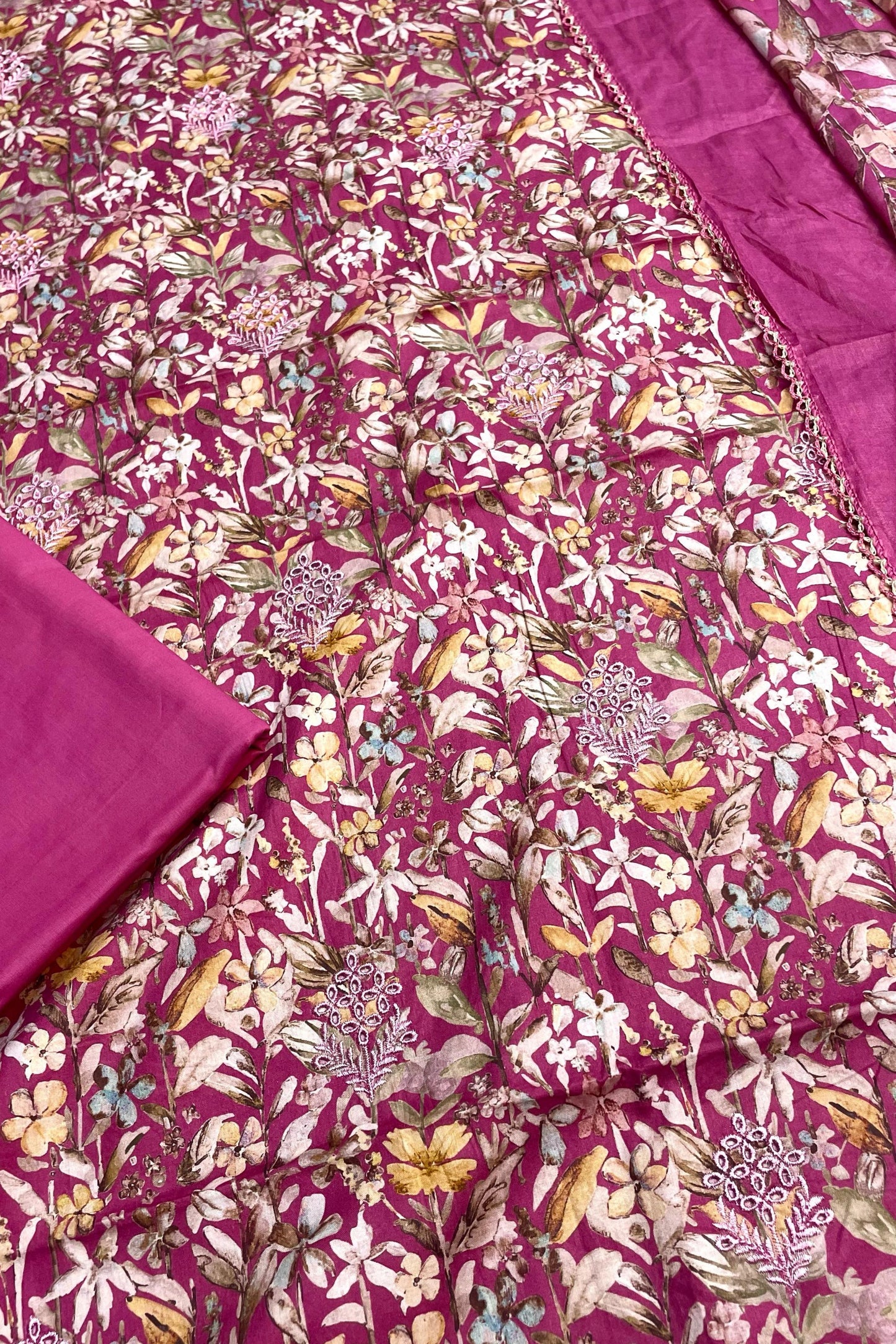 PURE COTTON EMBROIDERED PERFECTION | 1014
