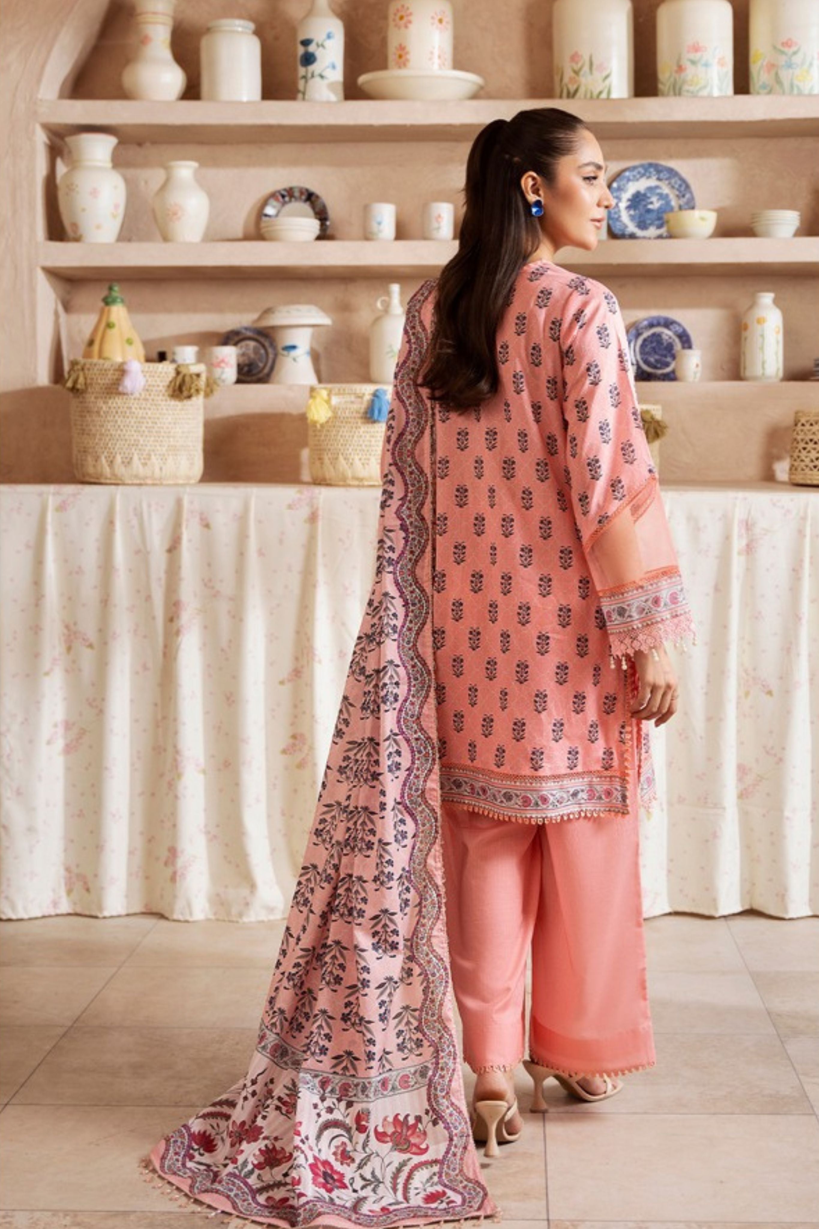 LUXURY 3 PIECE UN-STITCHED LAWN DIGITAL COLLECTION