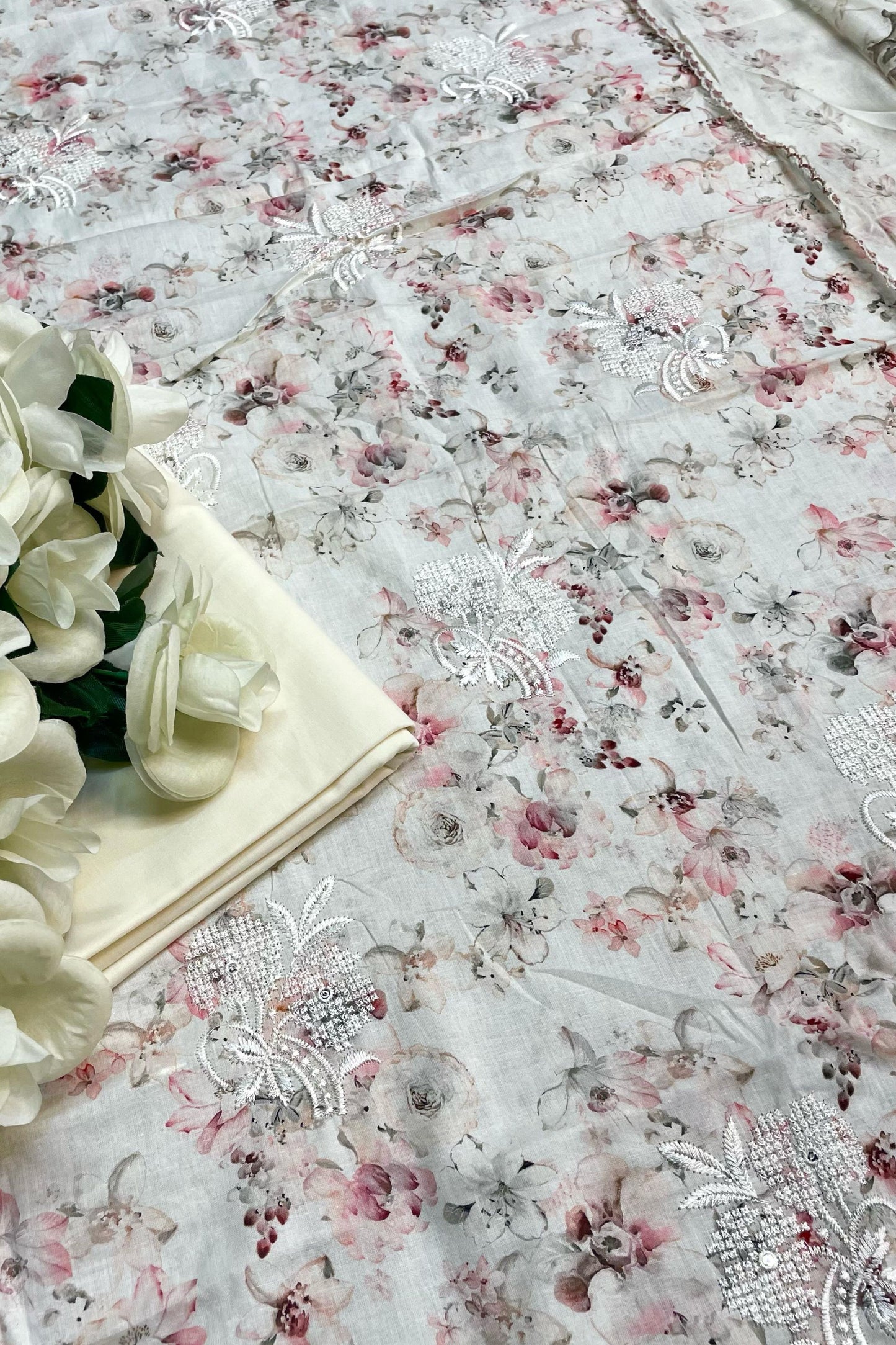 PURE COTTON EMBROIDERED PERFECTION