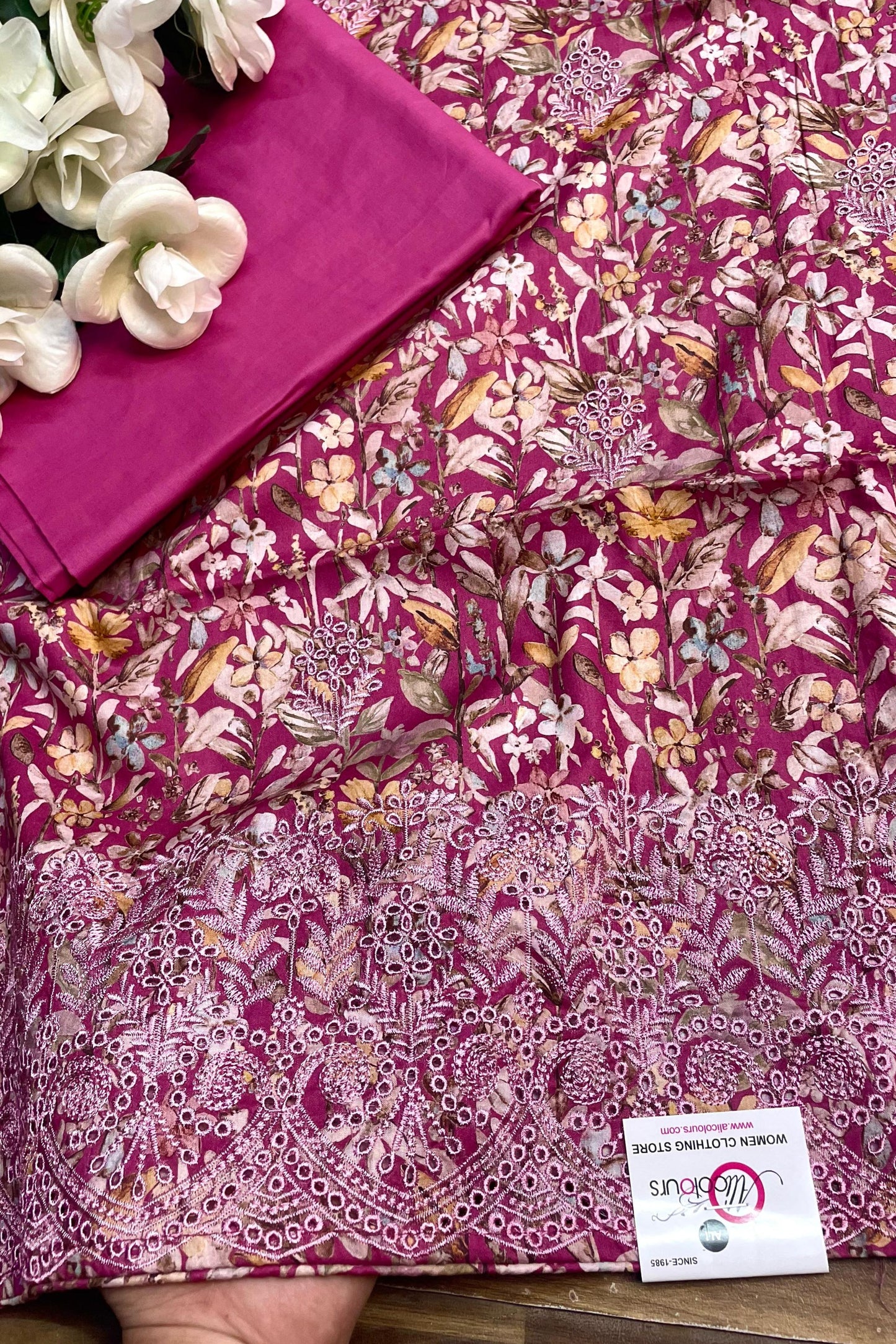PURE COTTON EMBROIDERED PERFECTION | 1014