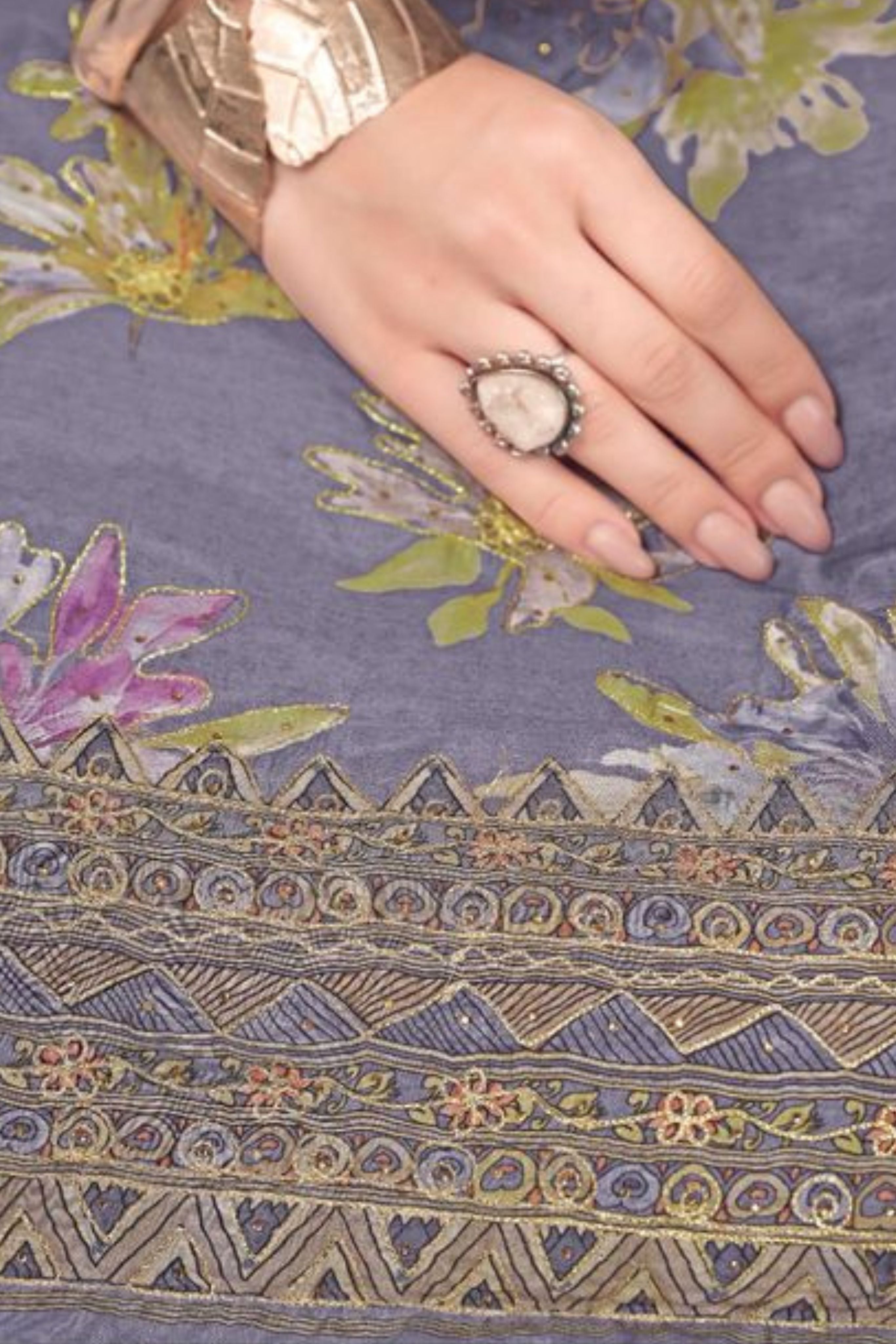 PURE MUSLIN ZARI EMBROIDERY PERFECTION | 55486-C