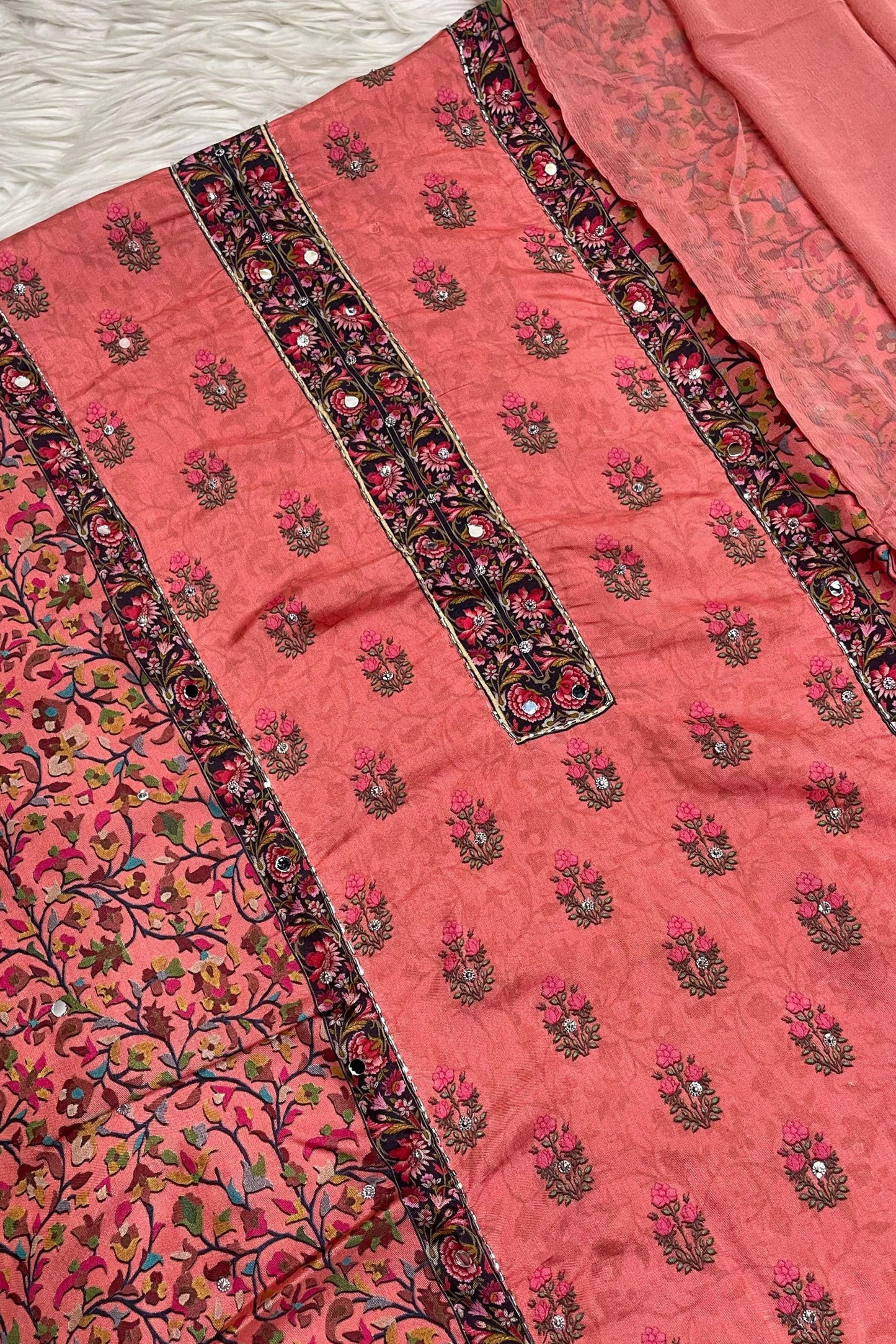 EXCLUSIVE MUSLIN HANDWORK COLLECTION | A-101