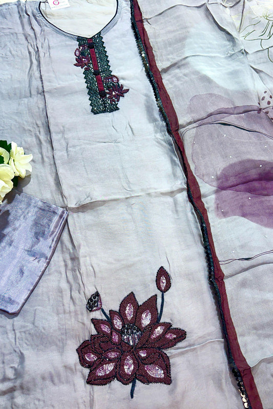 EMBROIDERED ELEGANCE COLLECTION | 884