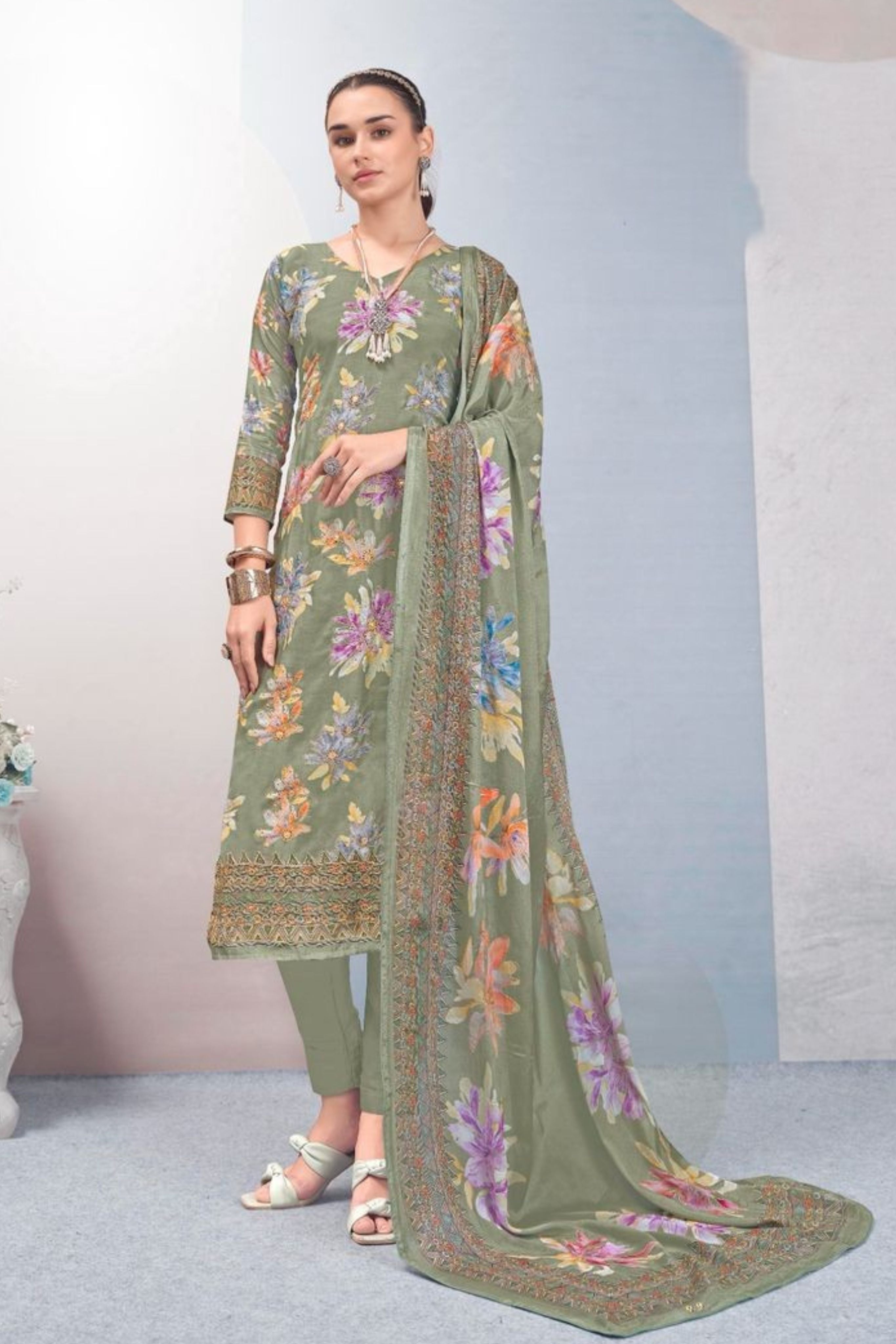 PURE MUSLIN ZARI EMBROIDERY PERFECTION | 55486-B