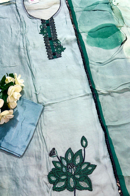 EMBROIDERED ELEGANCE COLLECTION | 885