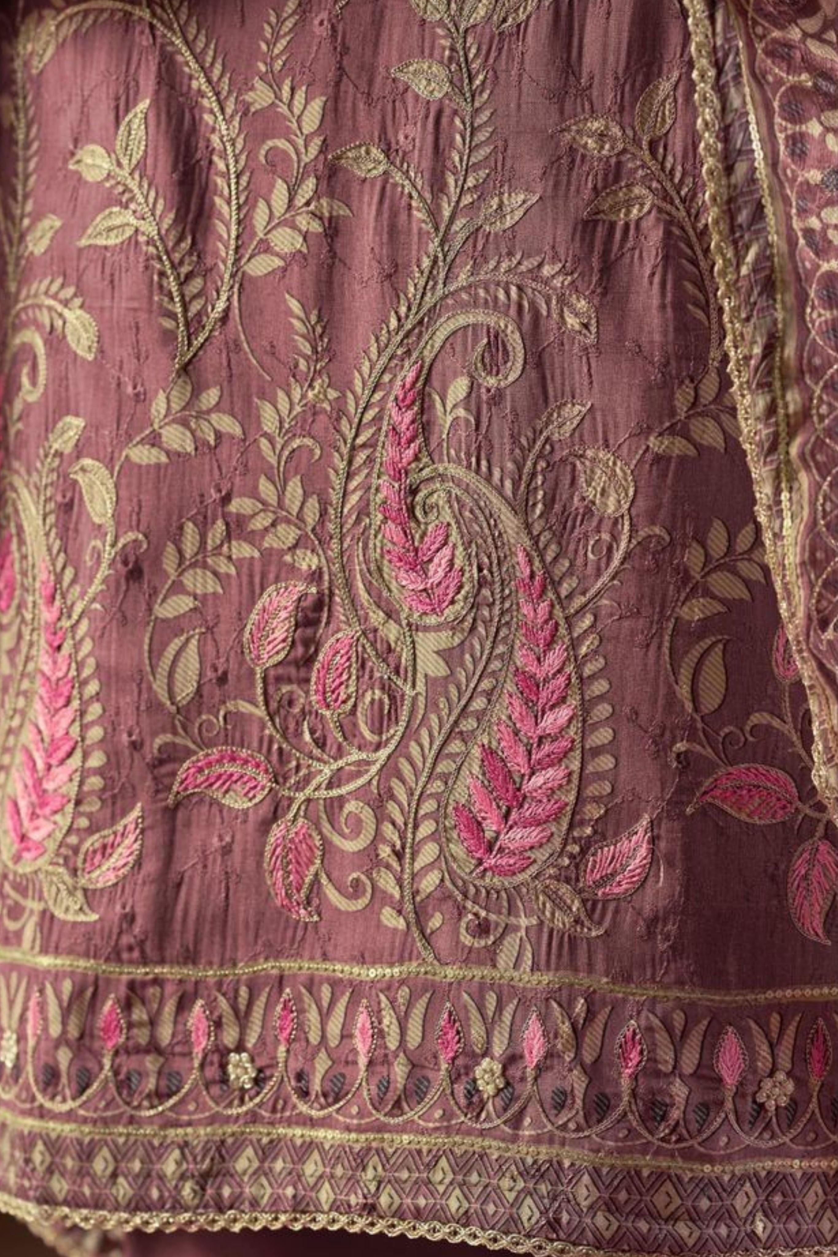 BAANI MUSLIN PRINTED EMBROIDERY COLLECTION | D-902