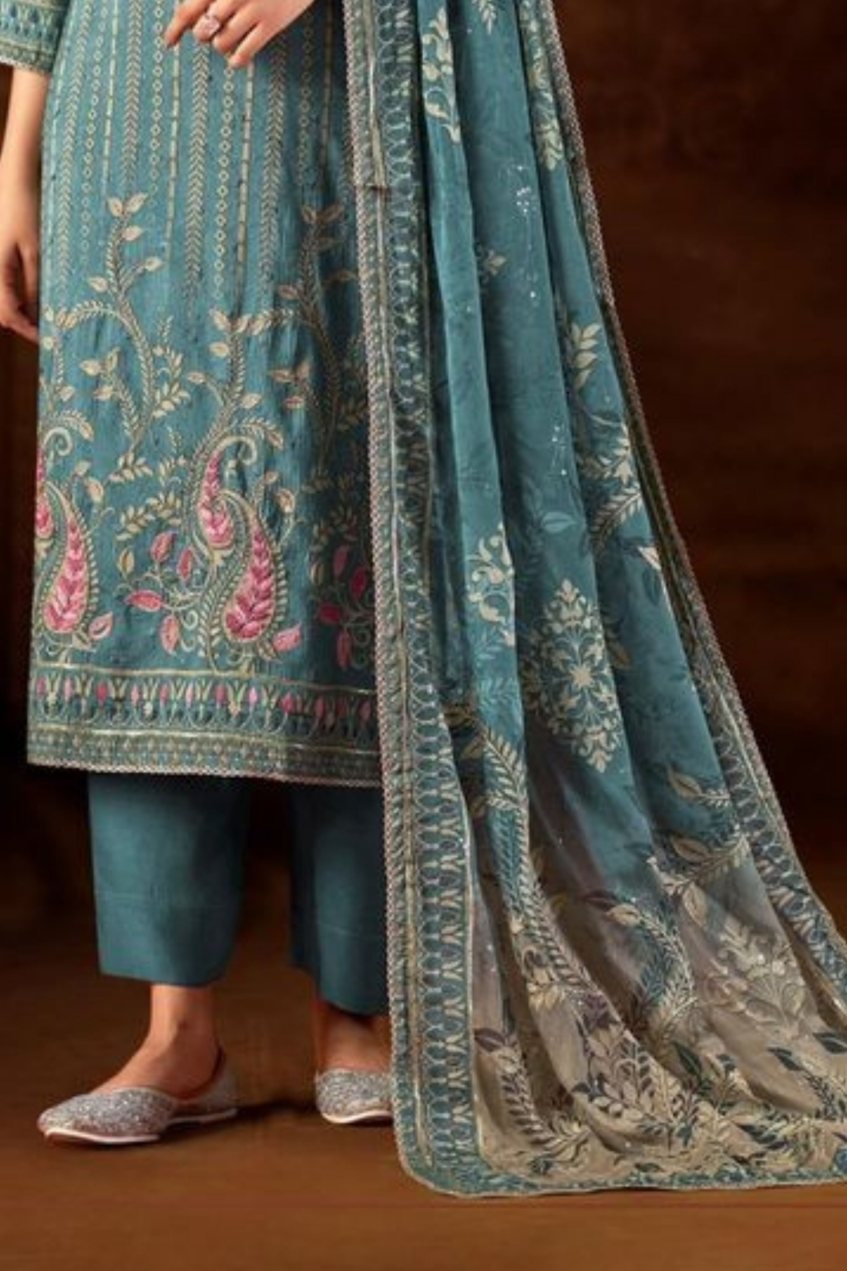 BAANI MUSLIN PRINTED EMBROIDERY COLLECTION | D-904