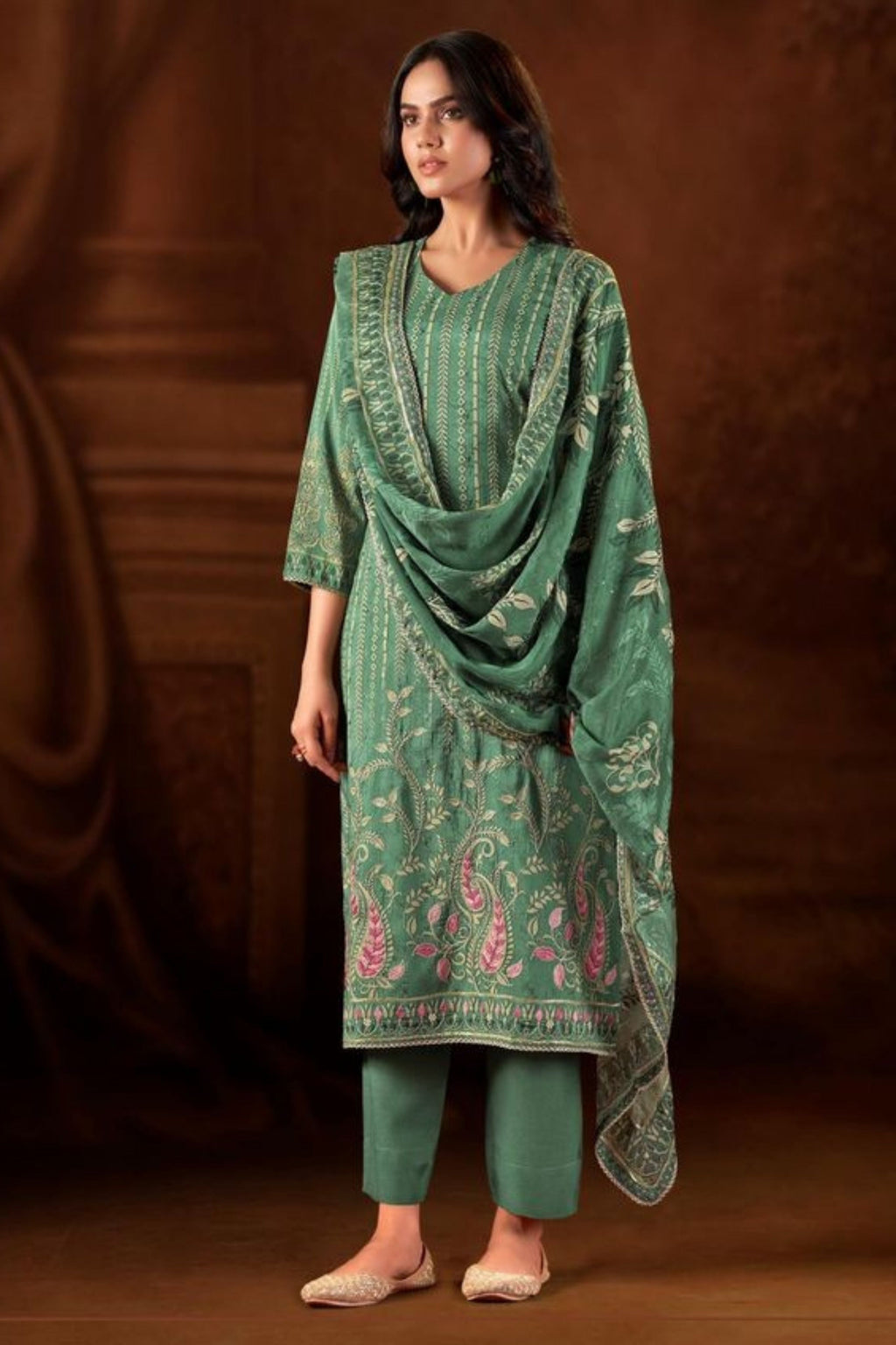 BAANI MUSLIN PRINTED EMBROIDERY COLLECTION | D-901